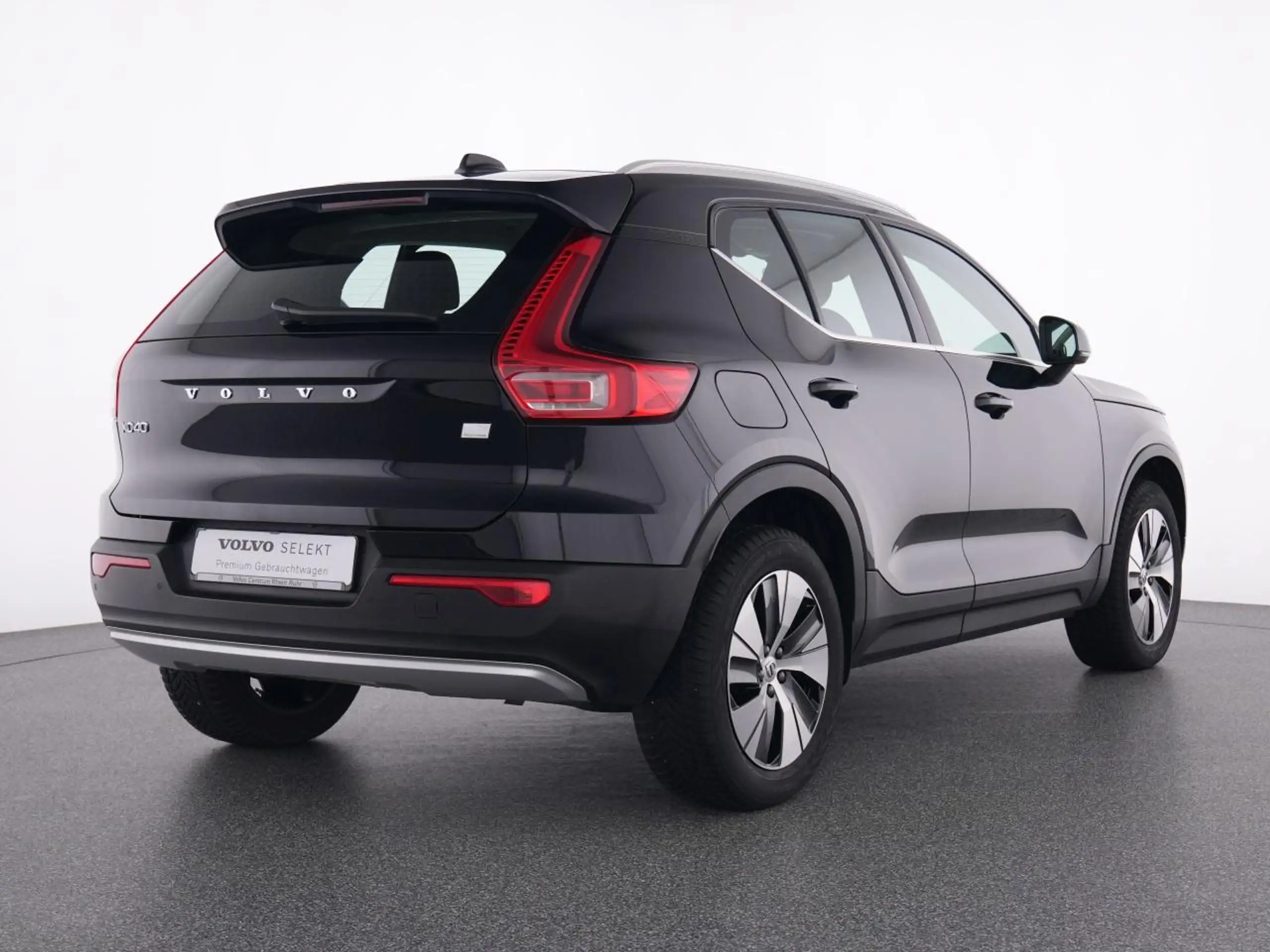 Volvo - XC40