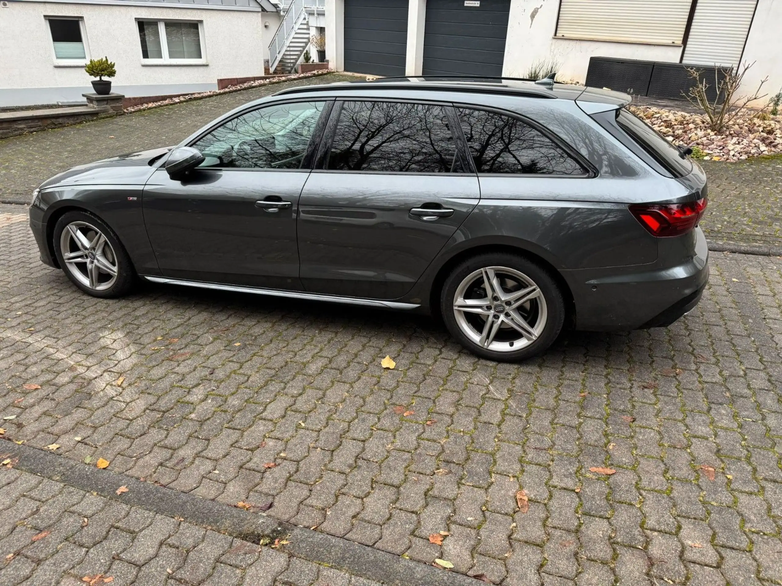 Audi - A4