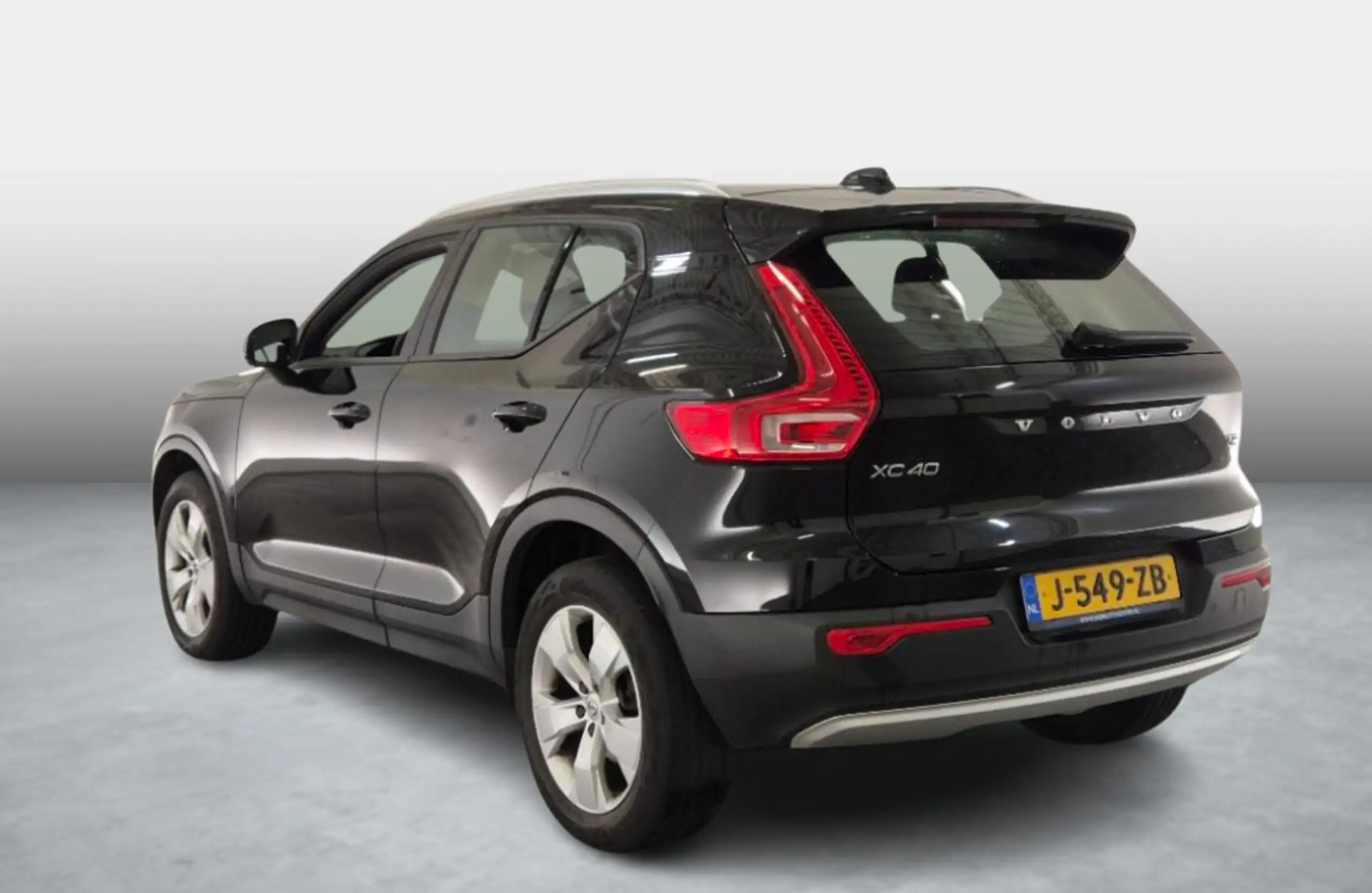 Volvo - XC40