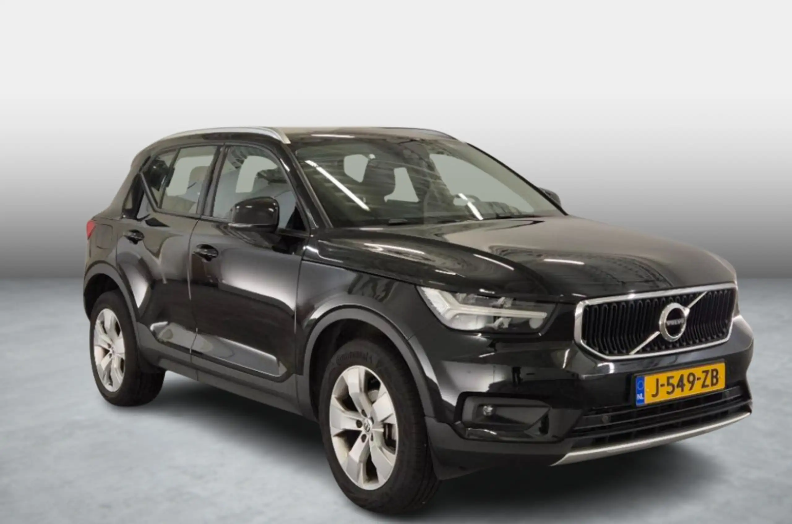 Volvo - XC40