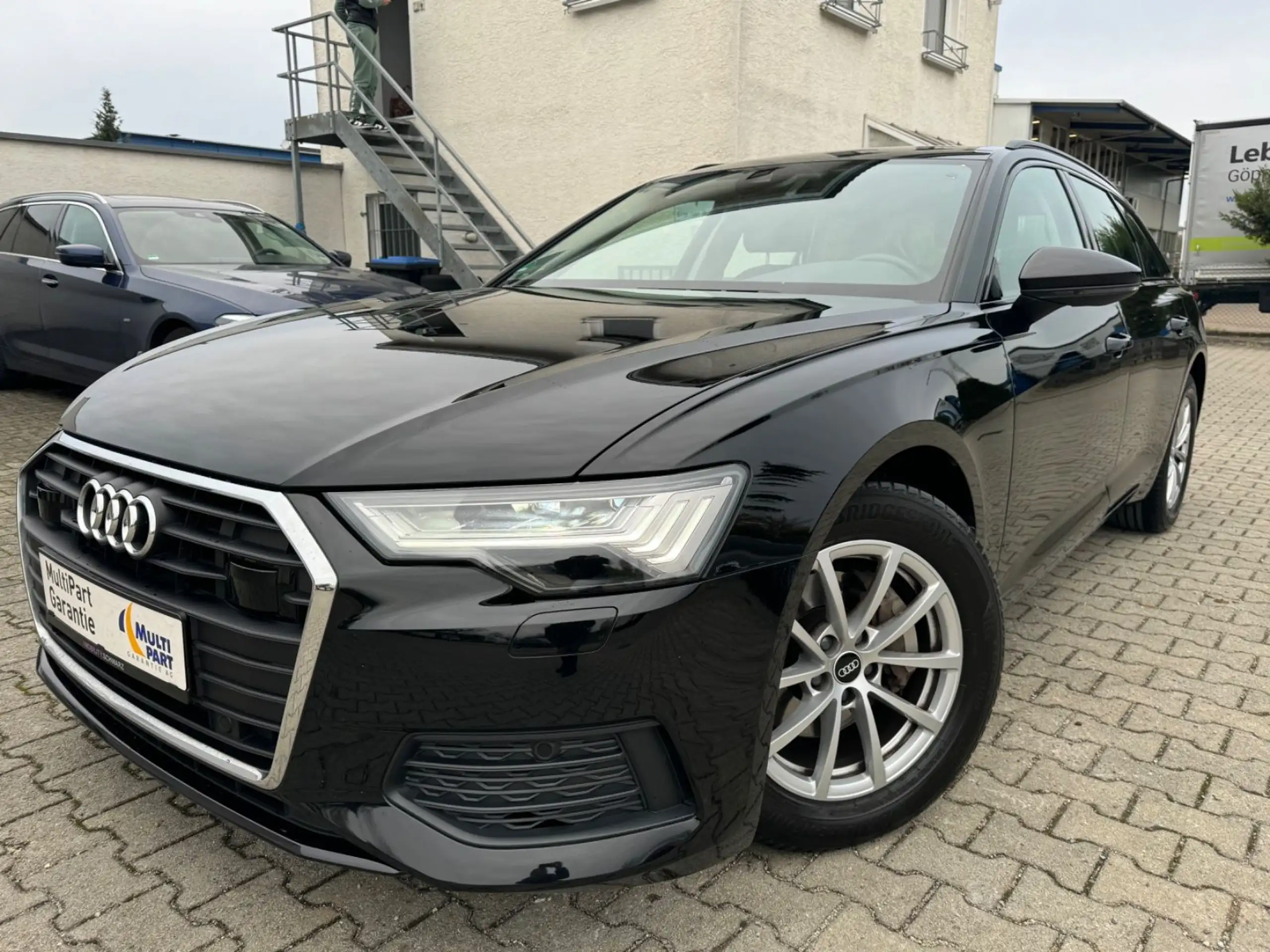 Audi - A6