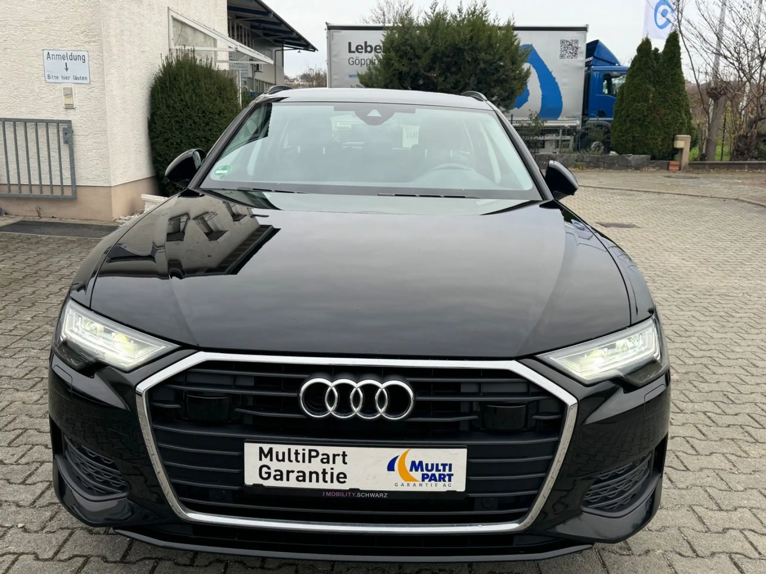 Audi - A6