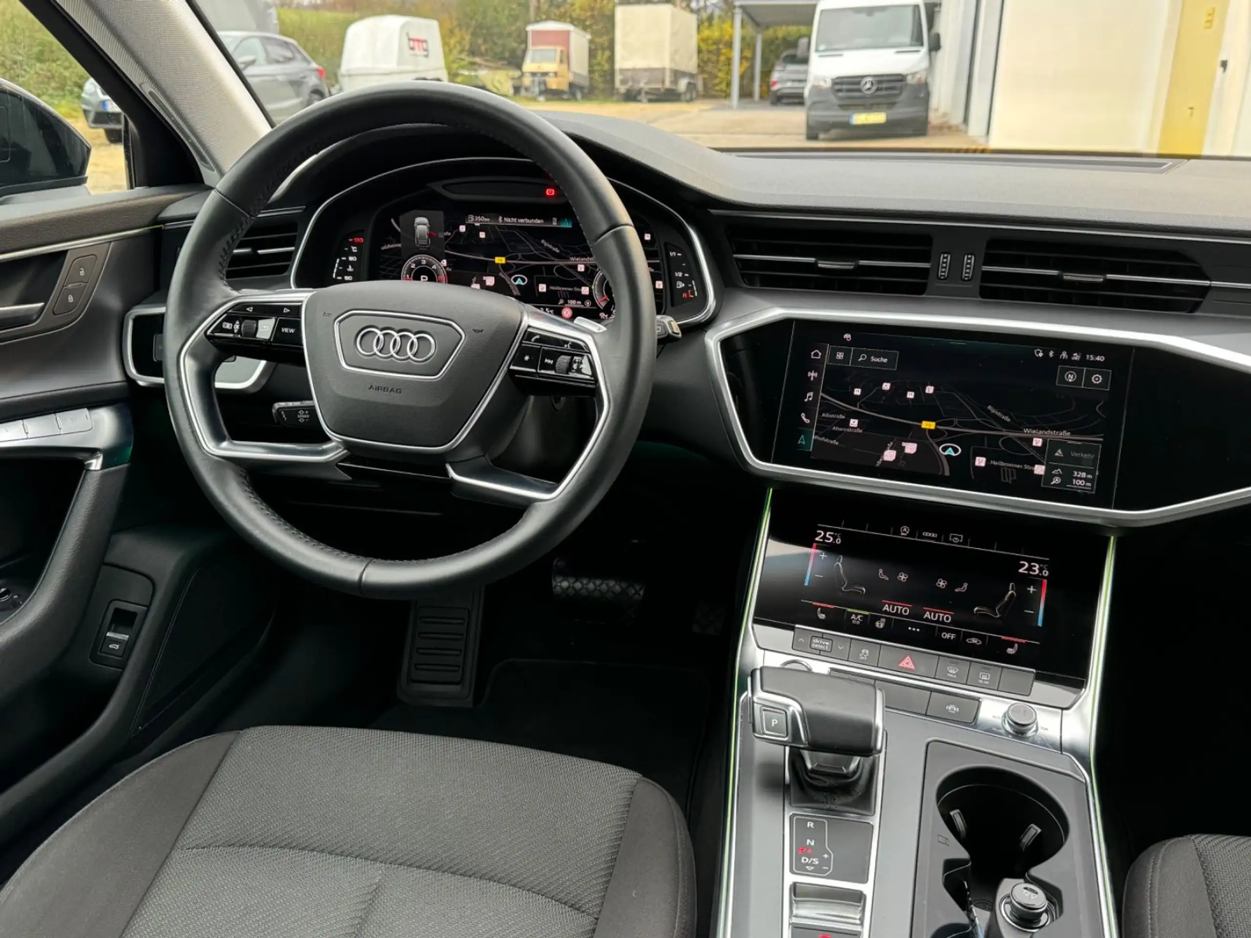 Audi - A6