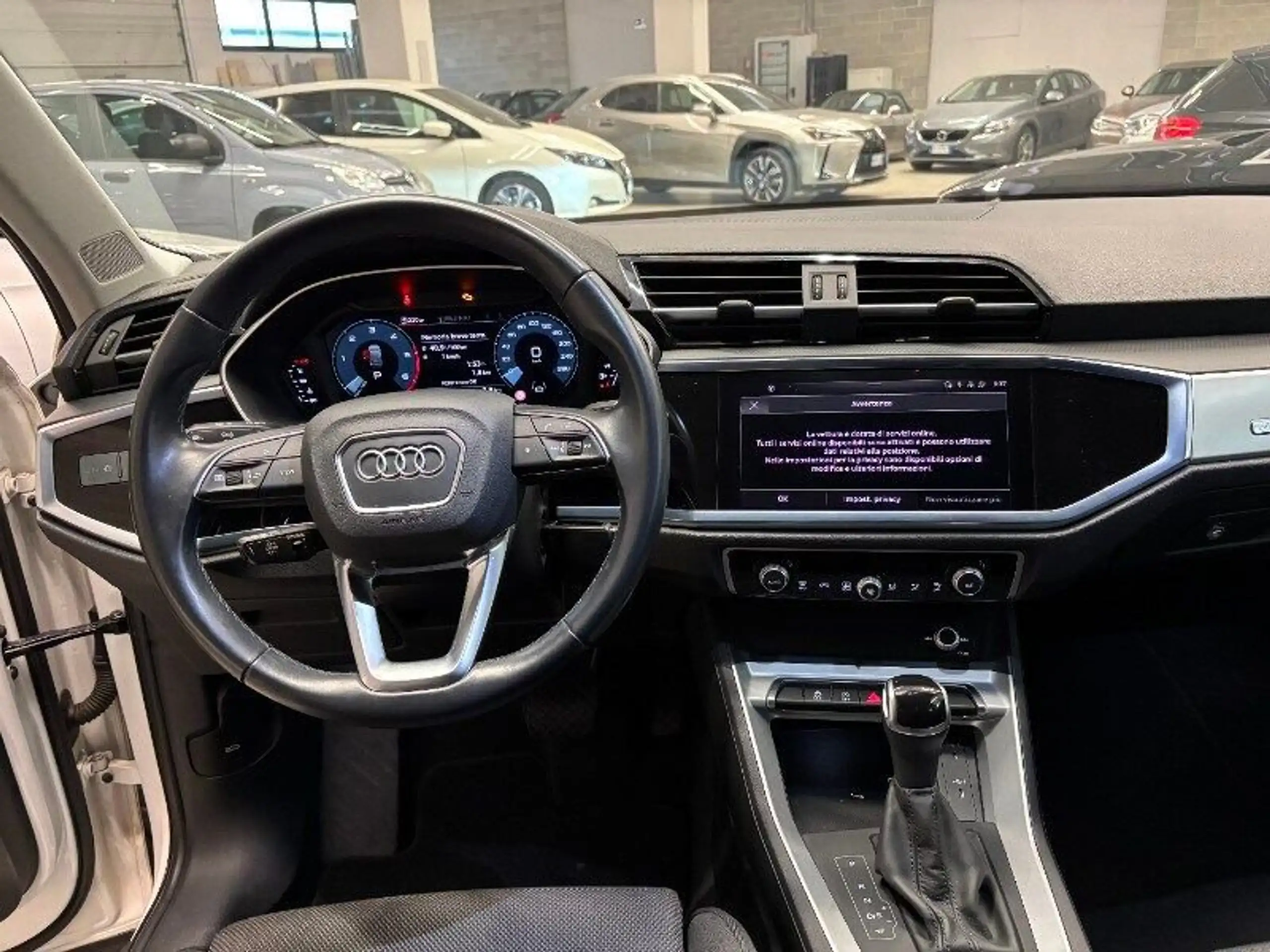 Audi - Q3