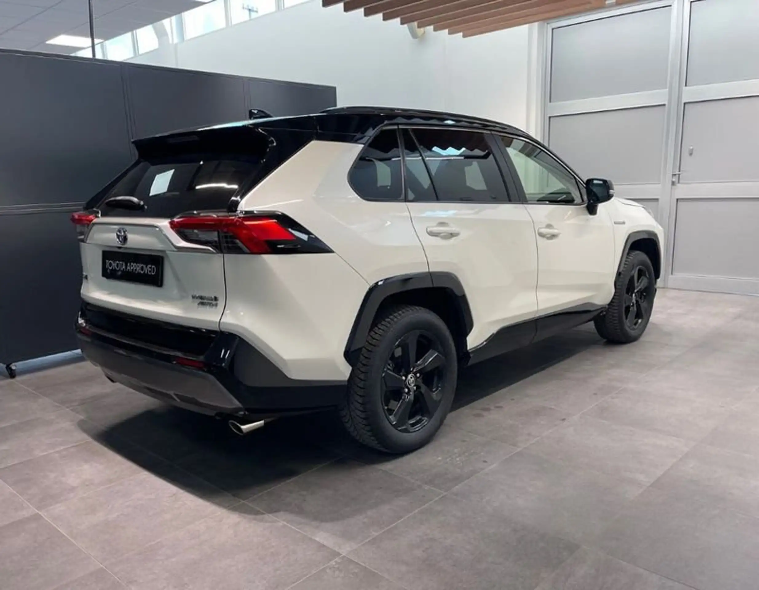 Toyota - RAV 4