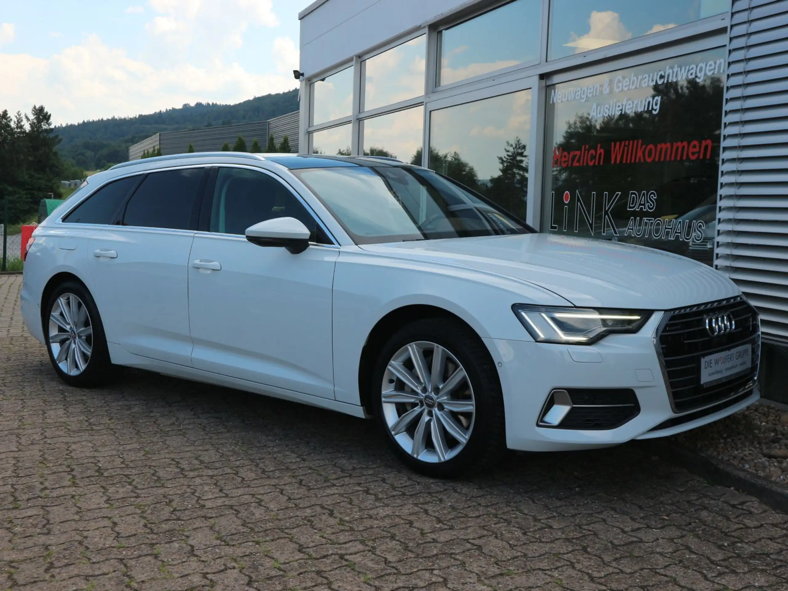 Audi - A6