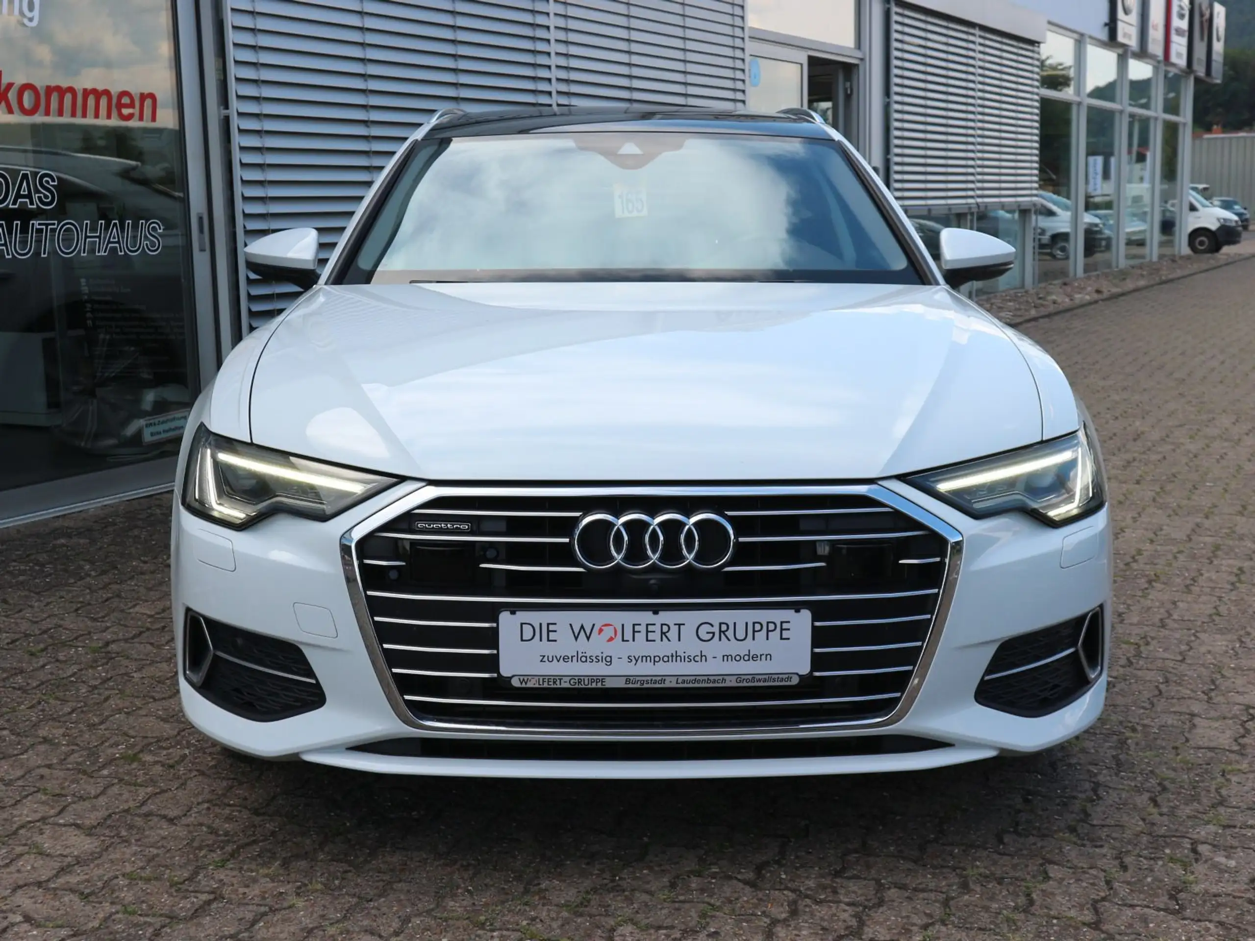 Audi - A6