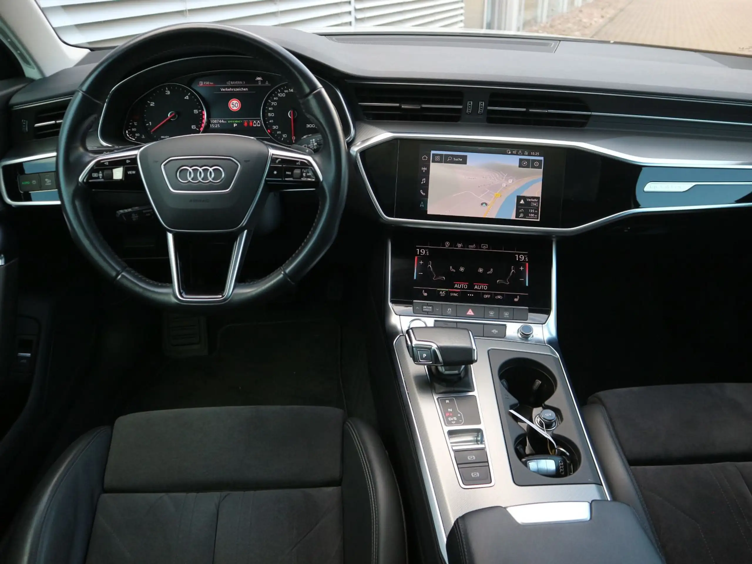 Audi - A6