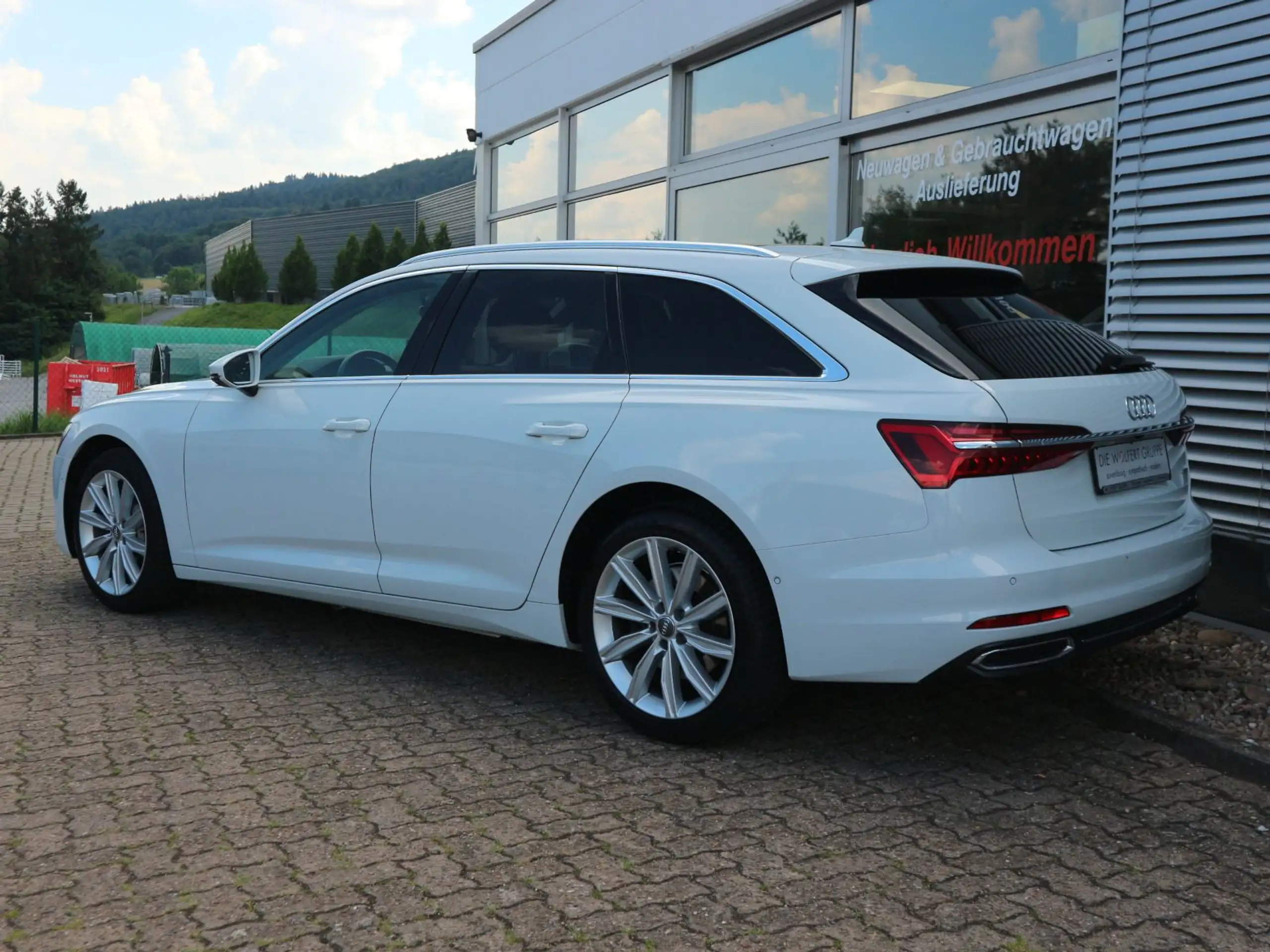 Audi - A6