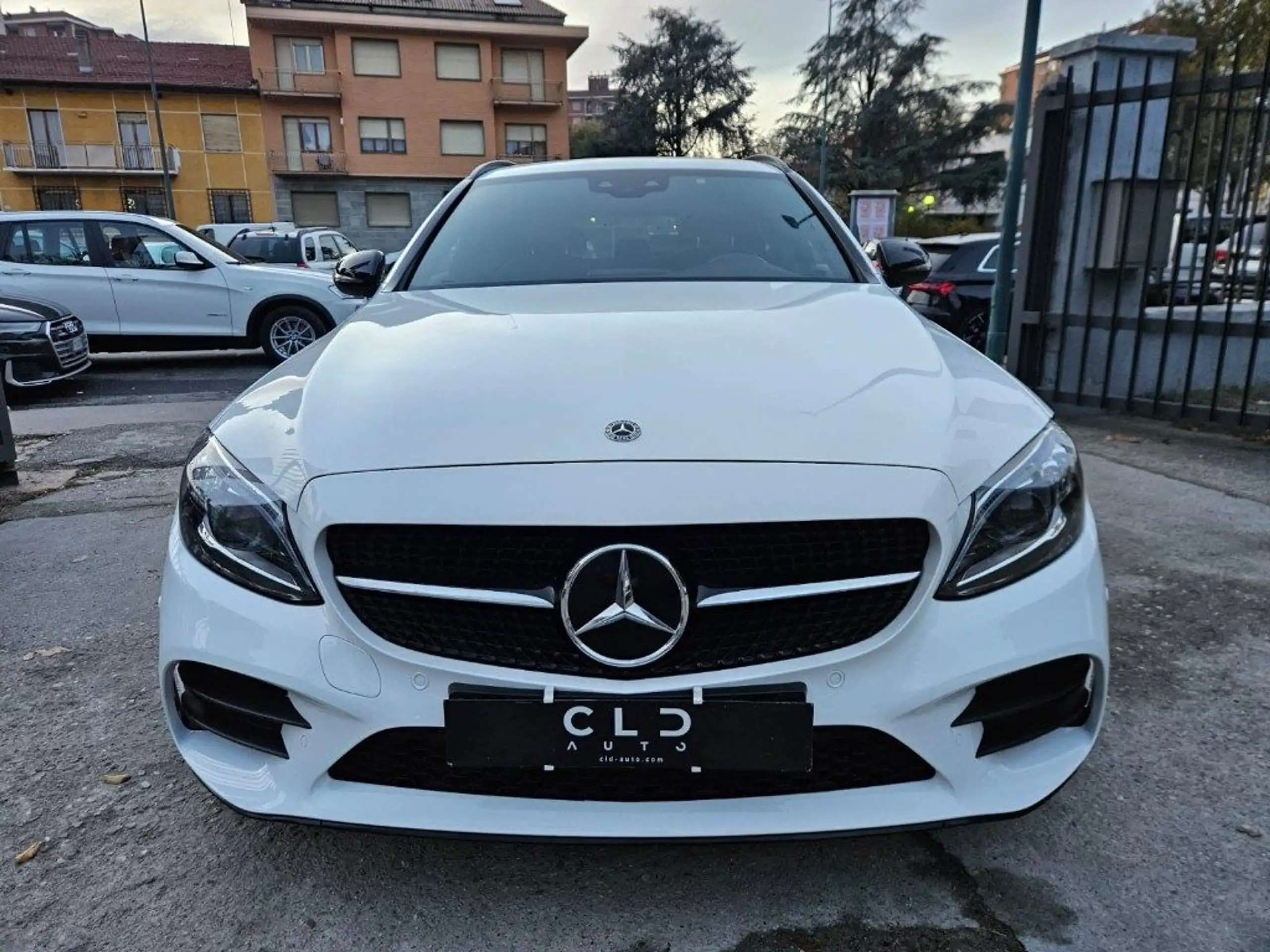 Mercedes-Benz - C 220