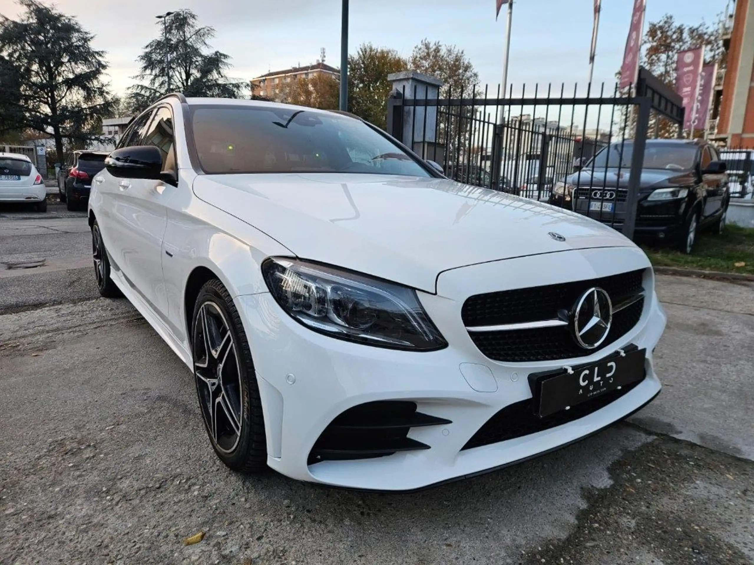 Mercedes-Benz - C 220