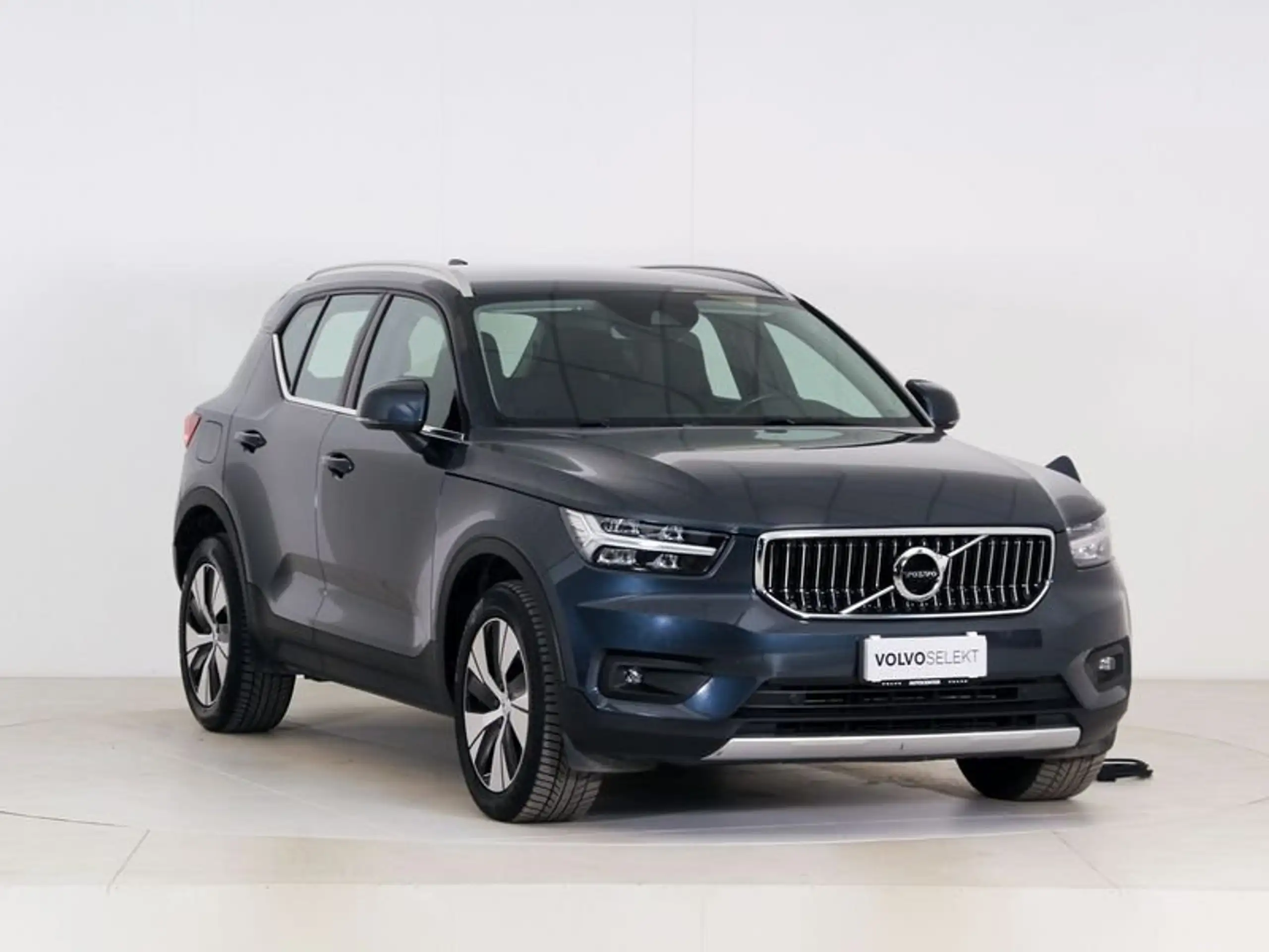 Volvo - XC40