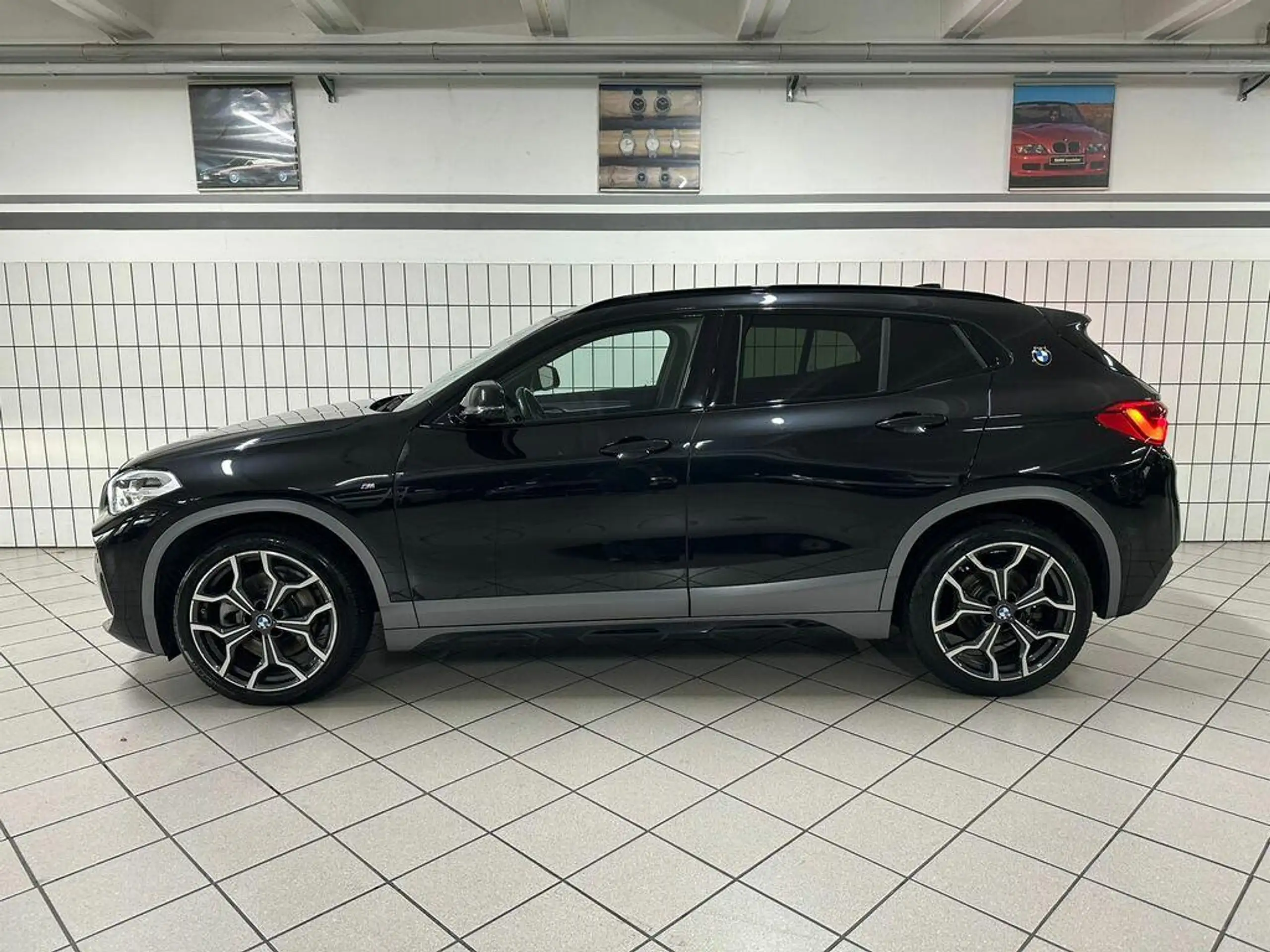 BMW - X2