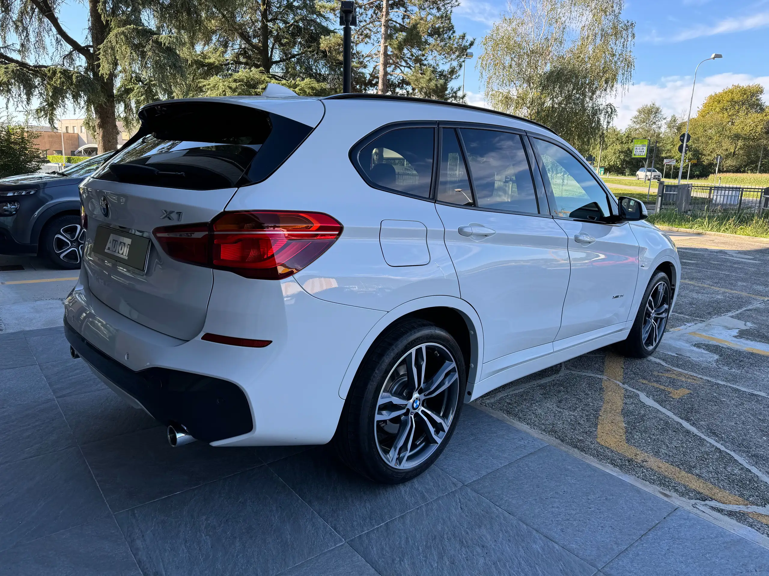 BMW - X1