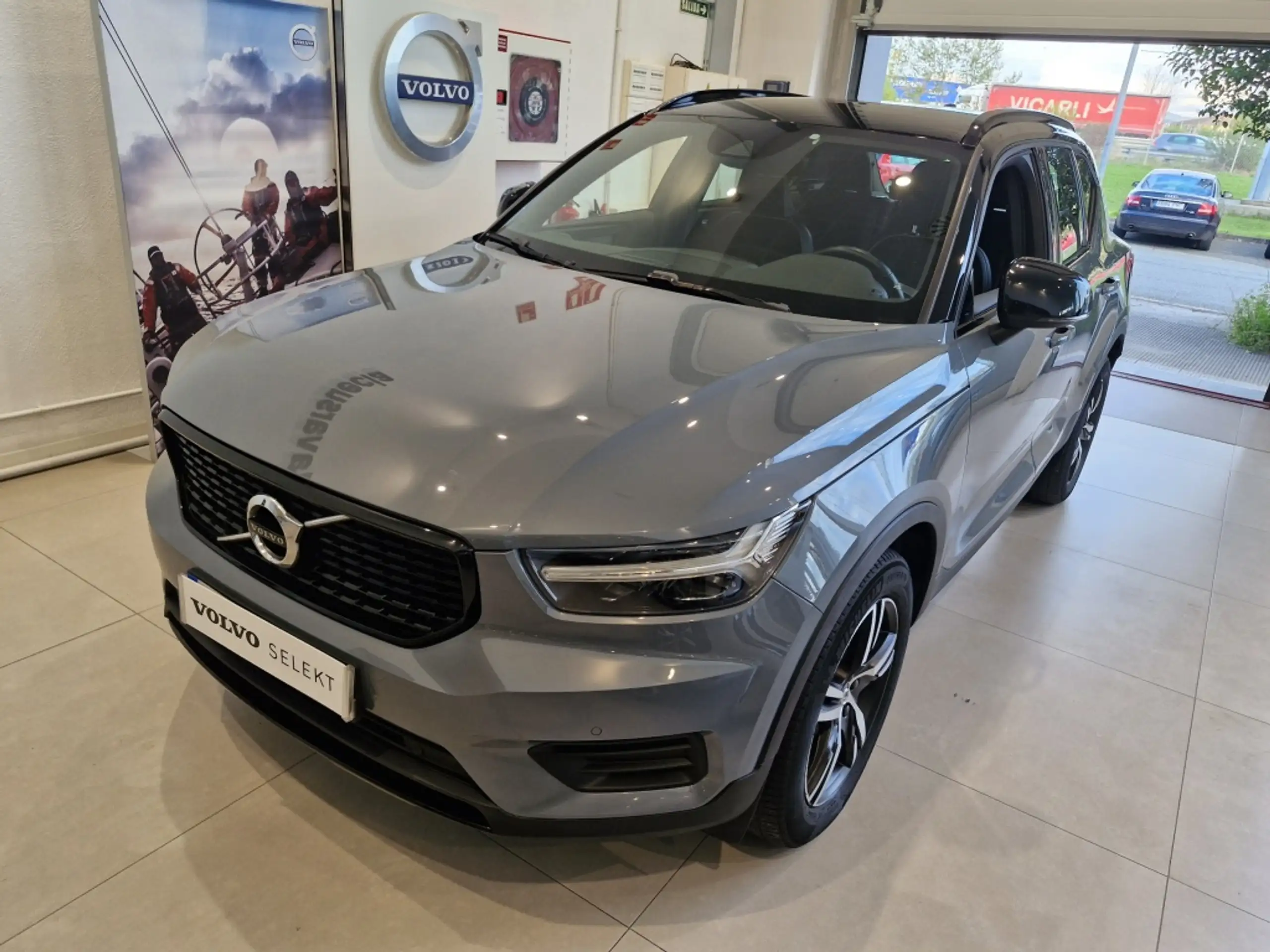 Volvo - XC40