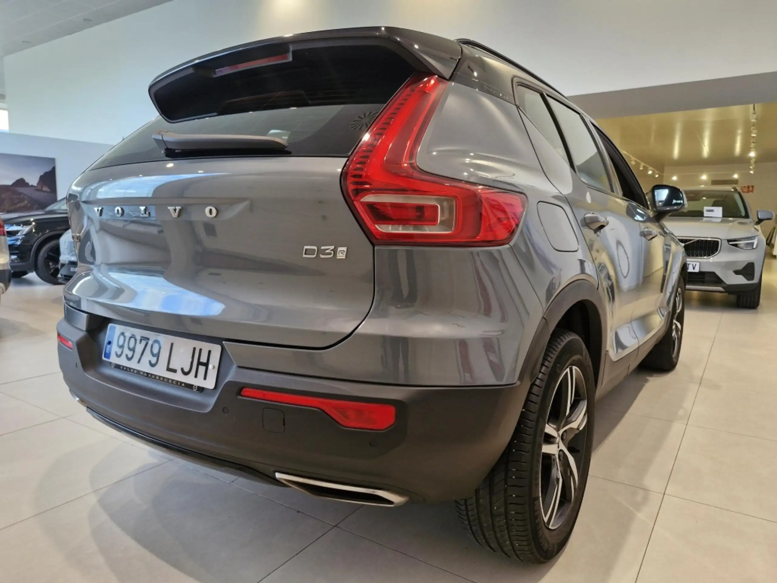 Volvo - XC40