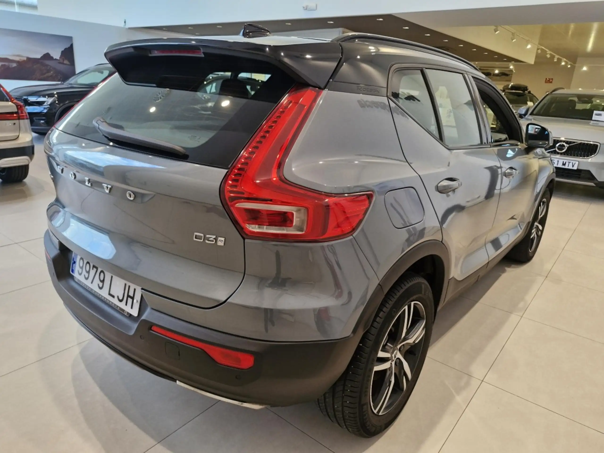 Volvo - XC40