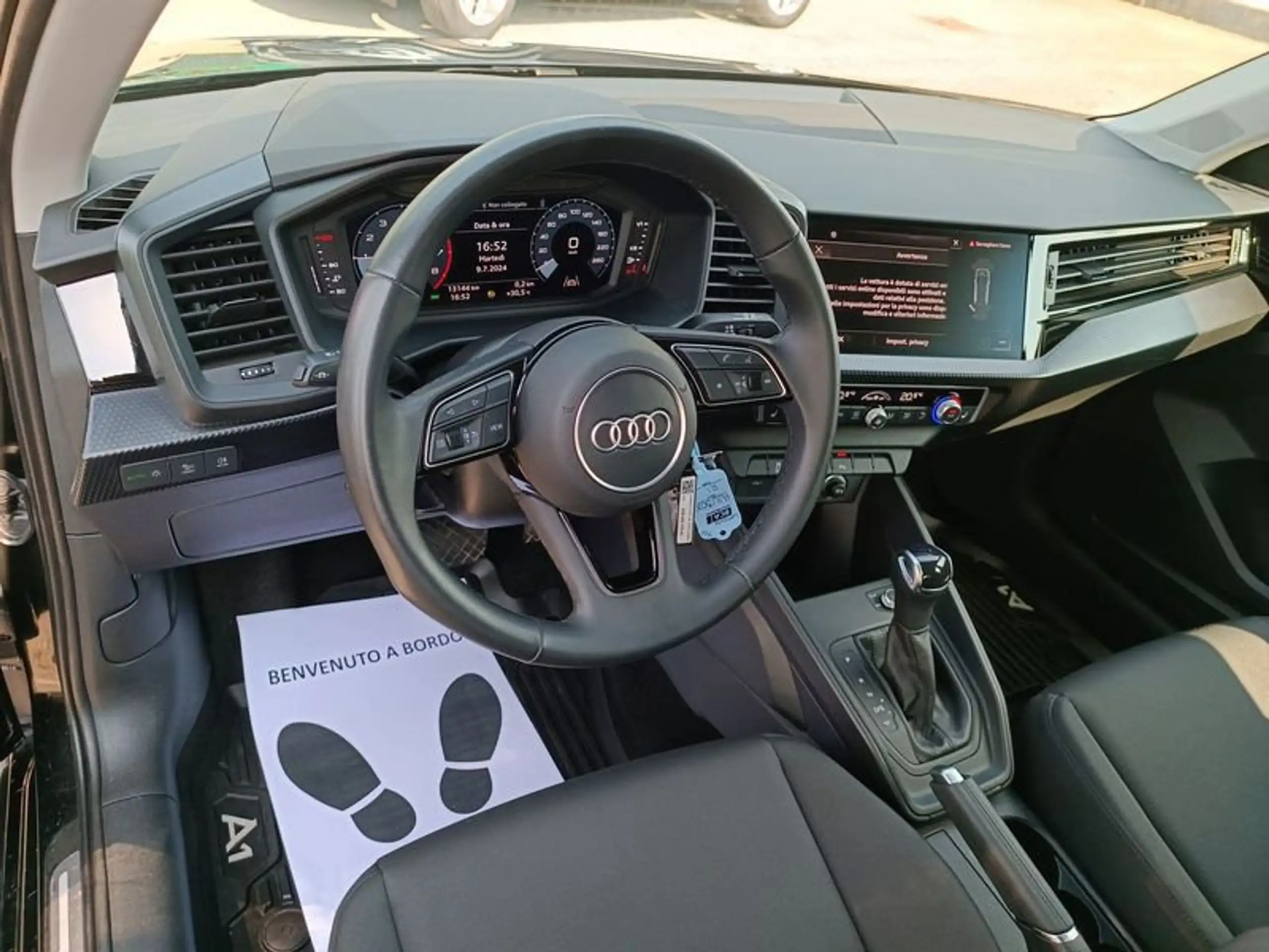 Audi - A1