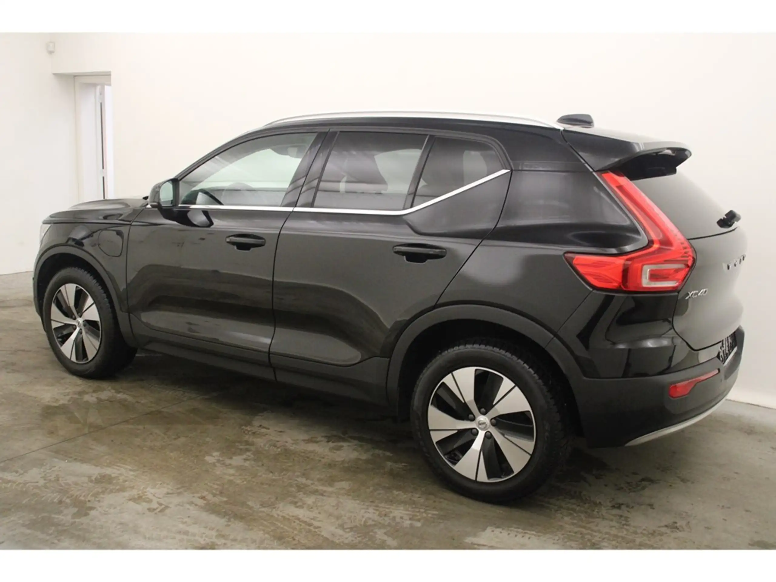 Volvo - XC40