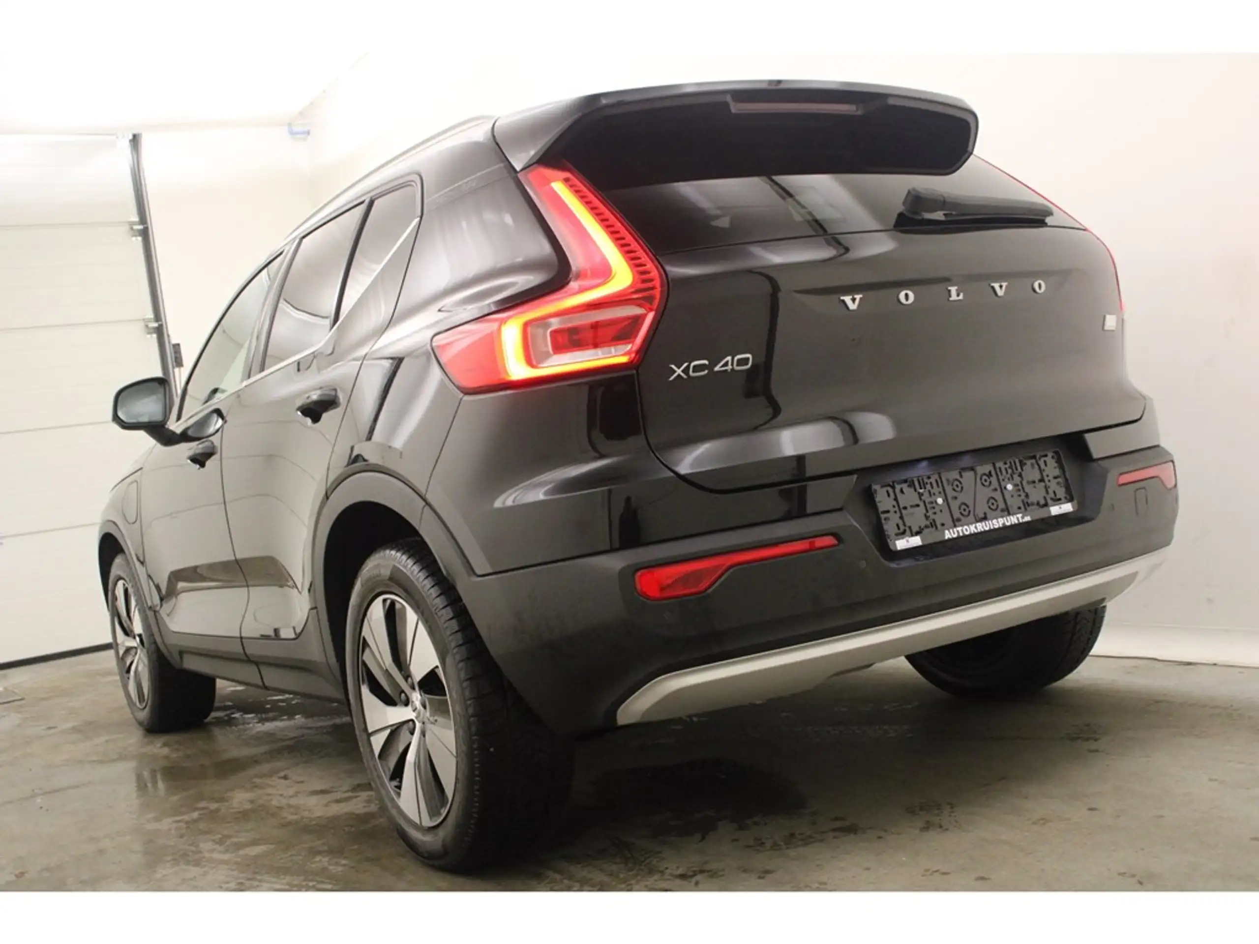 Volvo - XC40