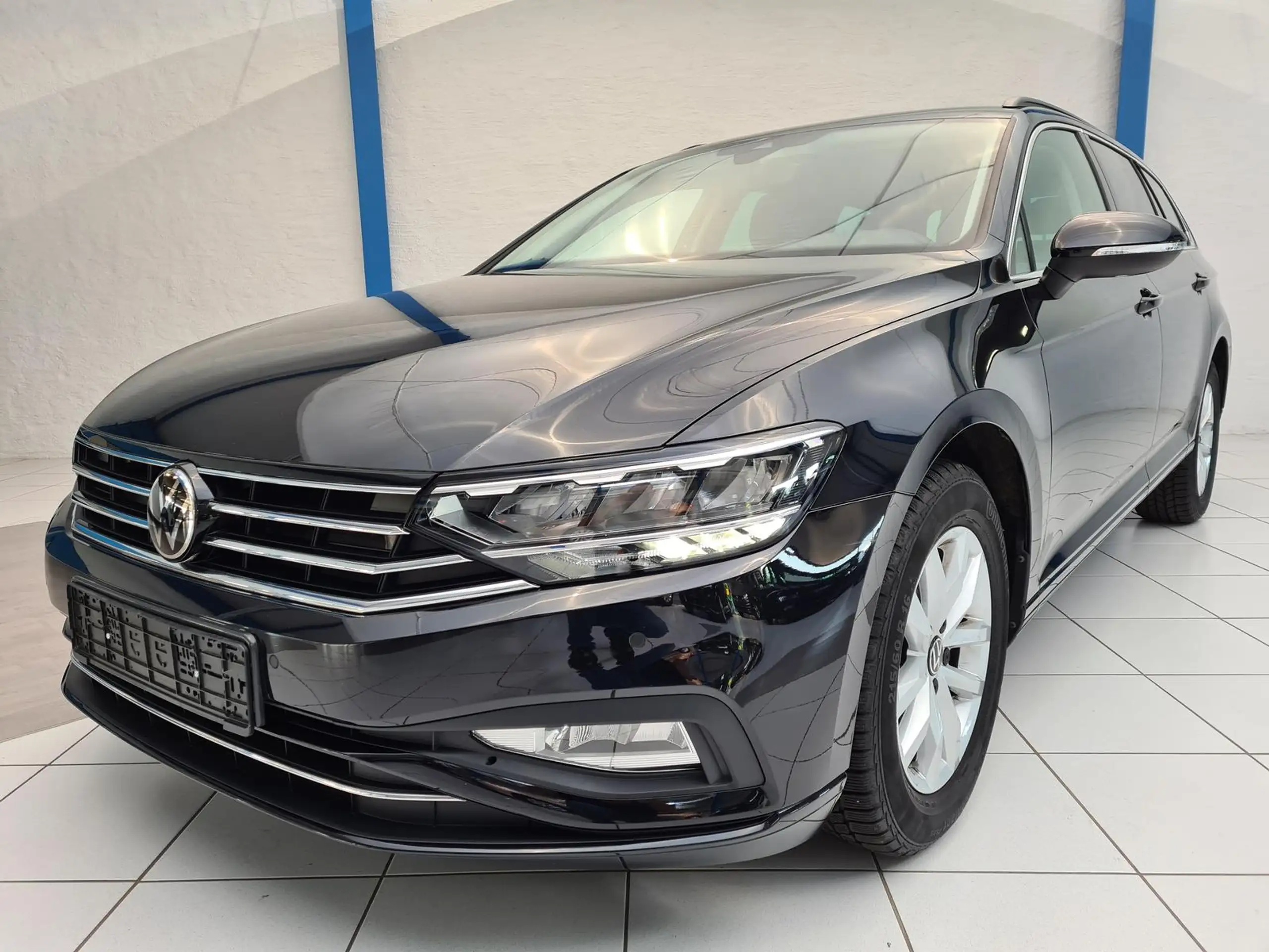 Volkswagen - Passat Variant