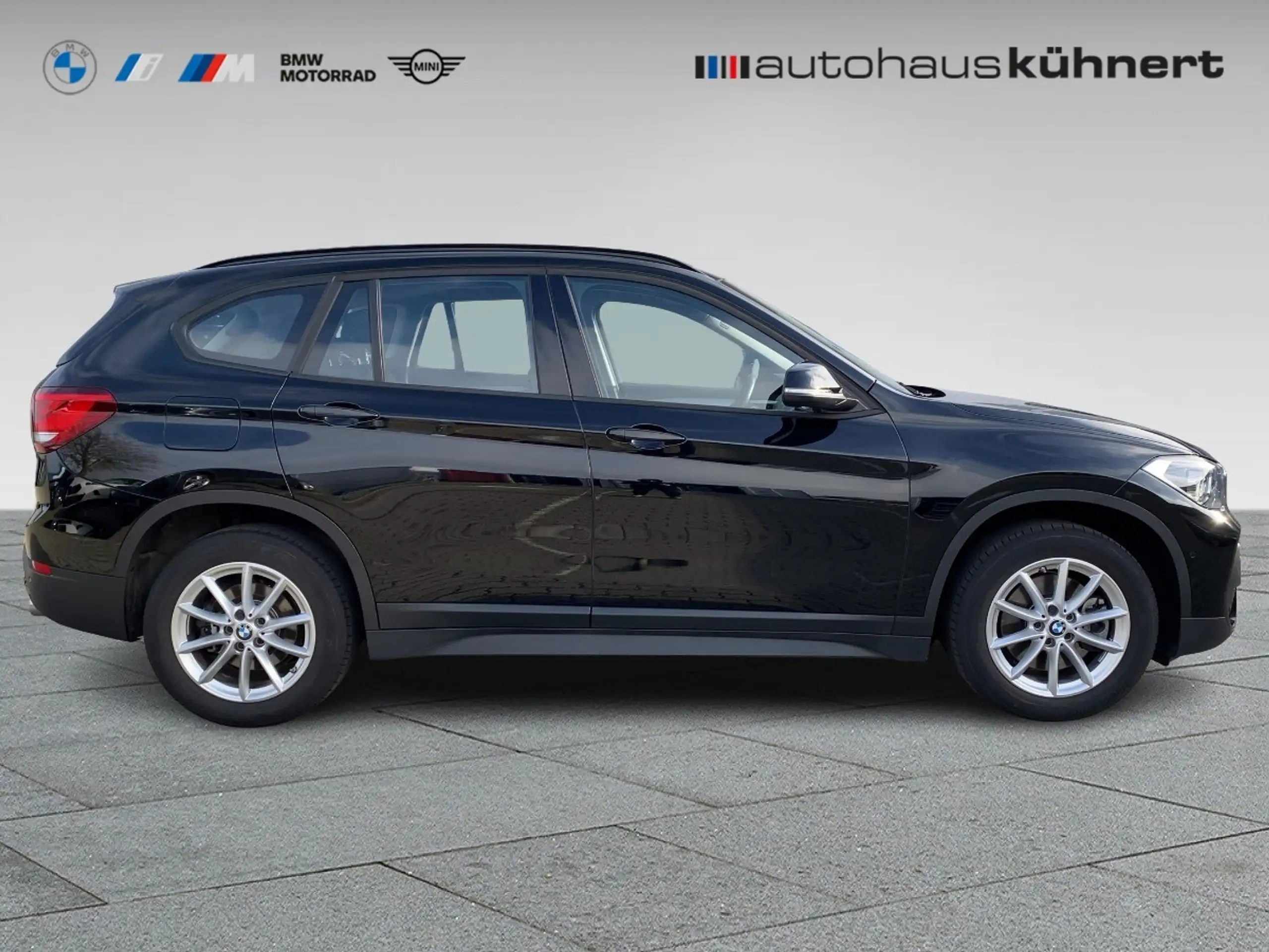 BMW - X1