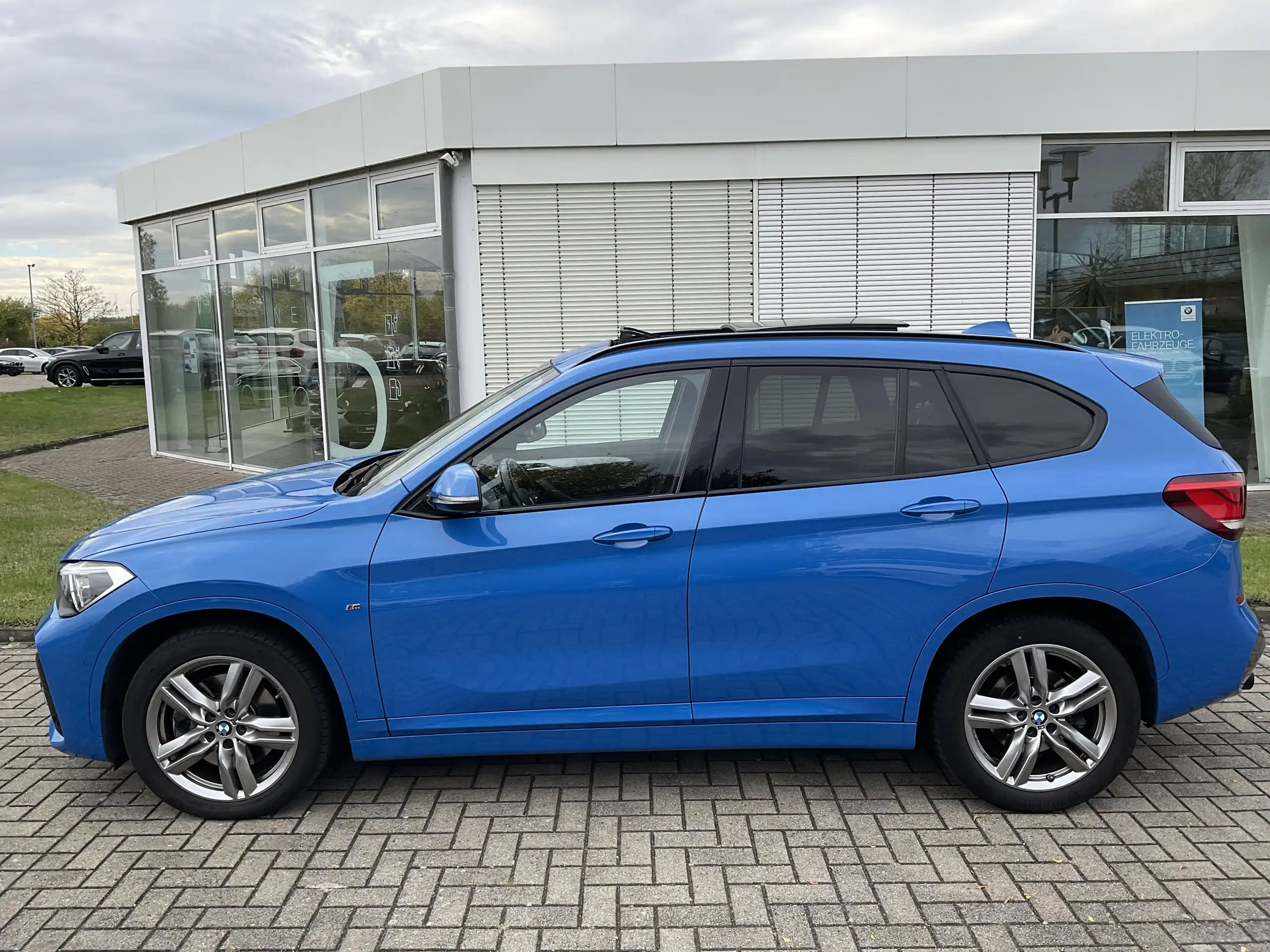 BMW - X1