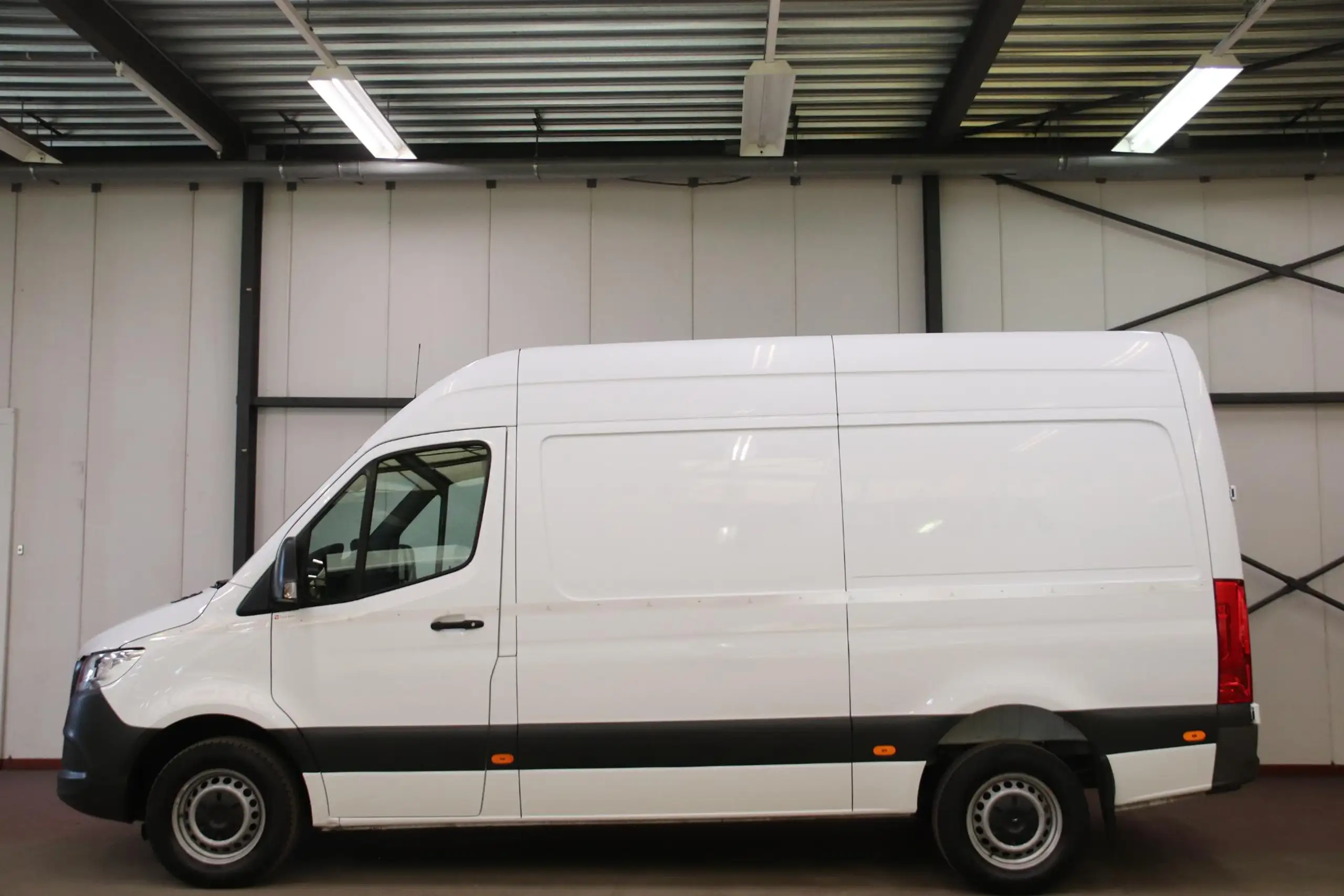 Mercedes-Benz - Sprinter