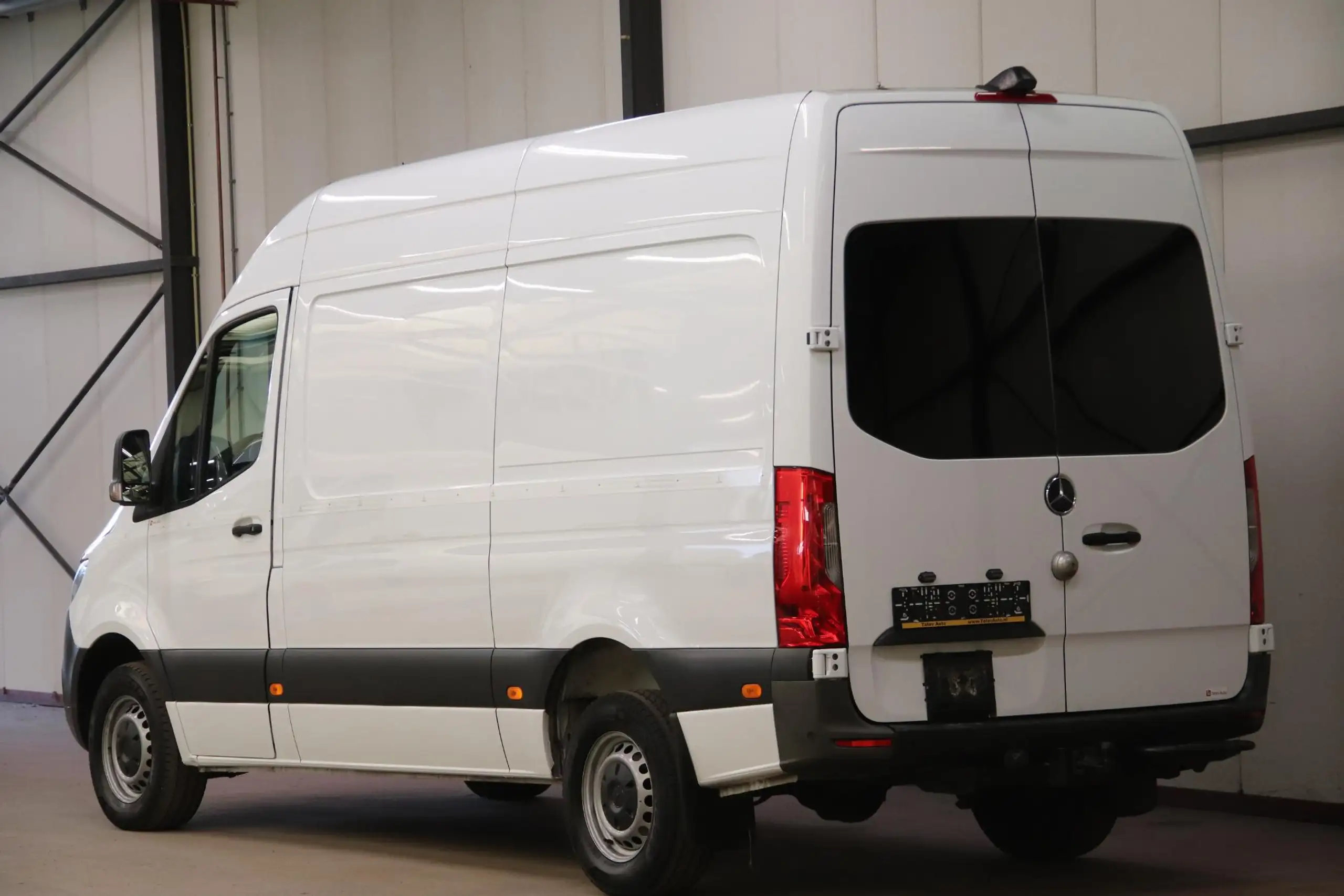 Mercedes-Benz - Sprinter