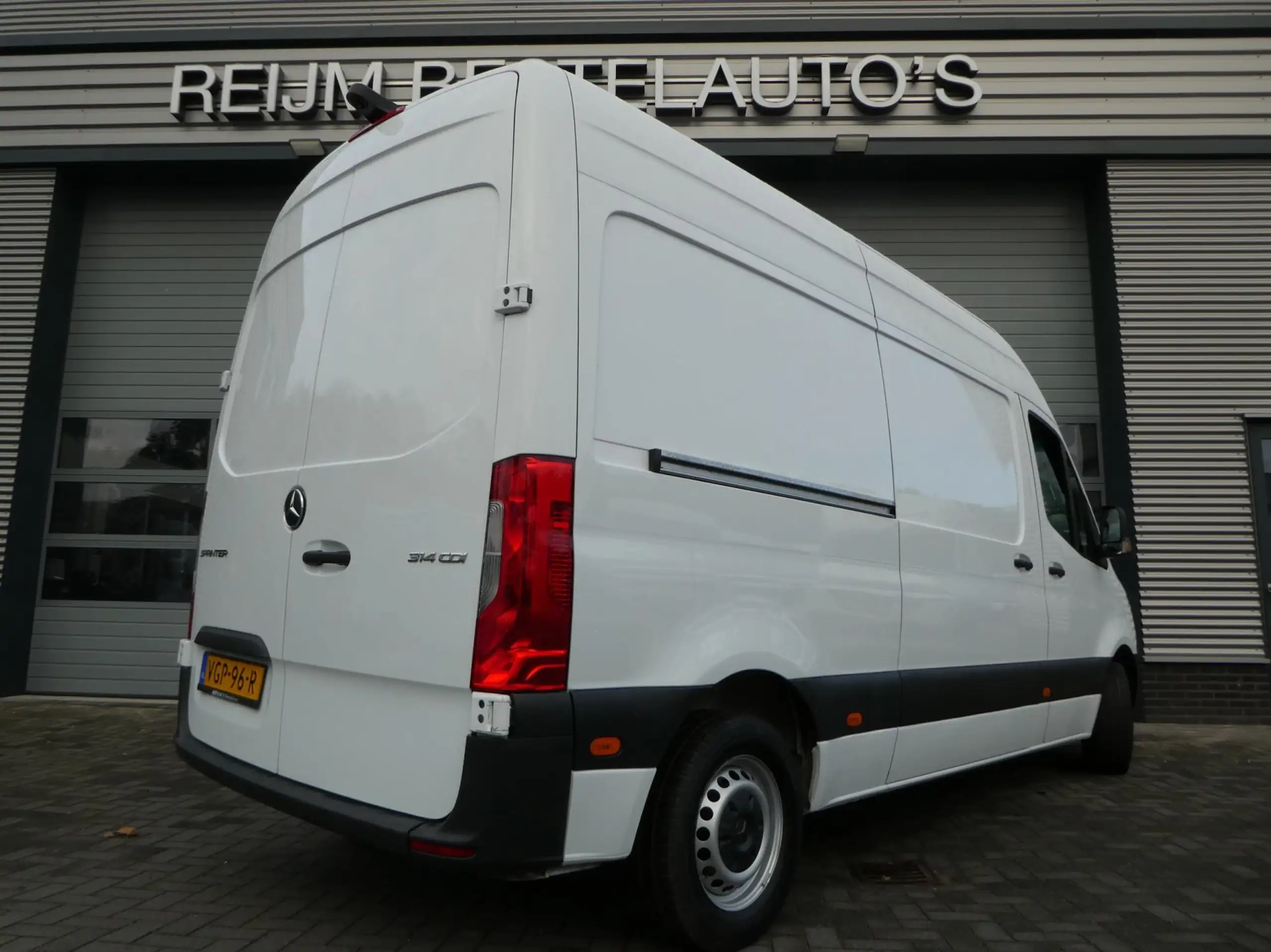 Mercedes-Benz - Sprinter