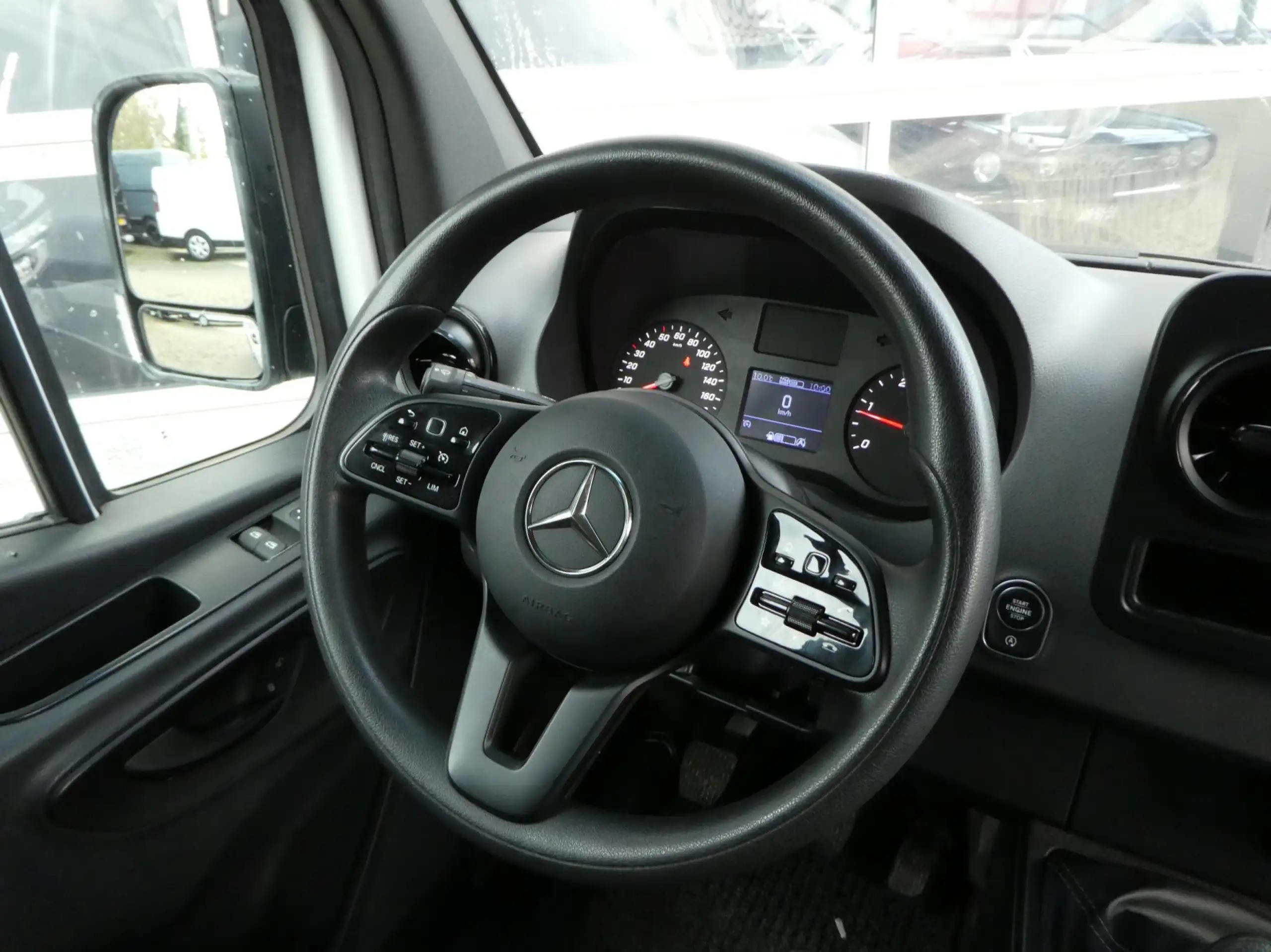 Mercedes-Benz - Sprinter