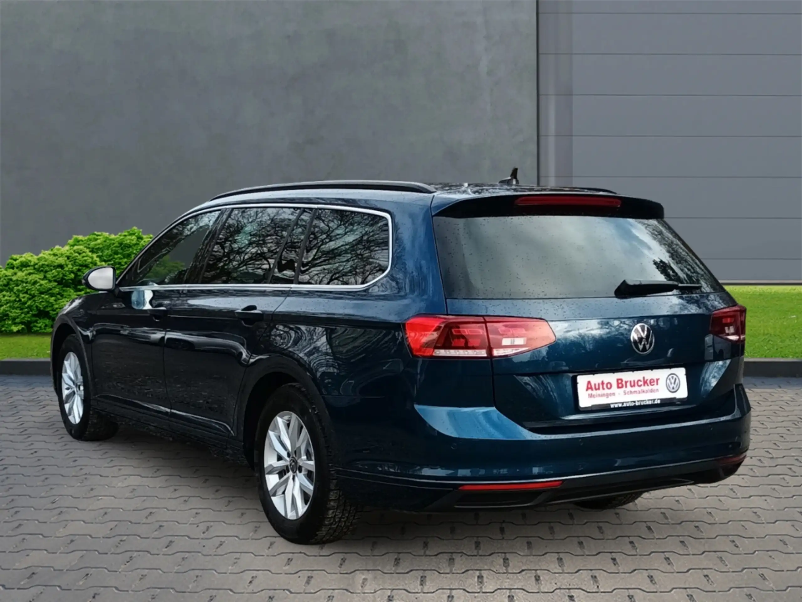 Volkswagen - Passat Variant