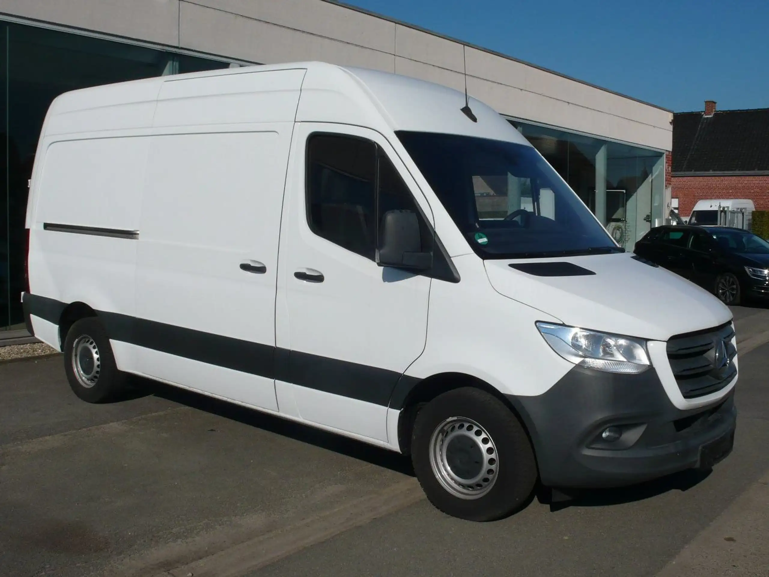 Mercedes-Benz - Sprinter