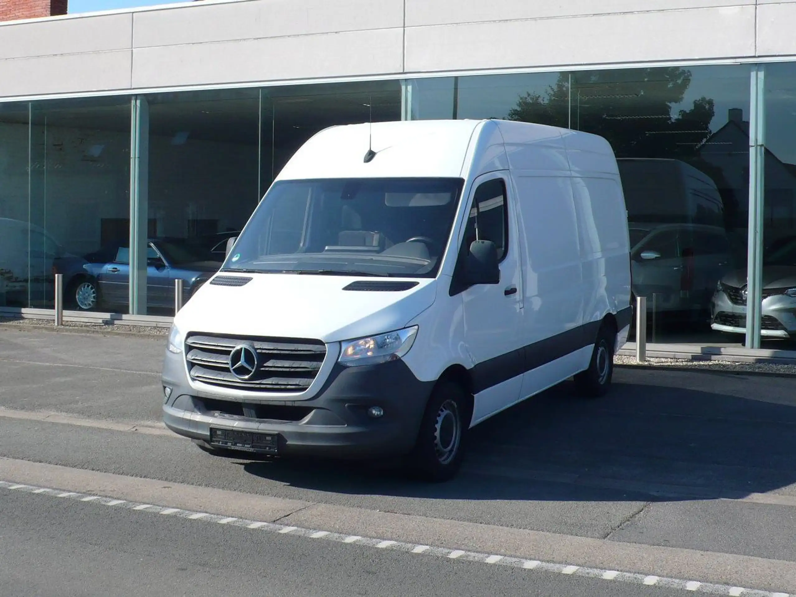 Mercedes-Benz - Sprinter