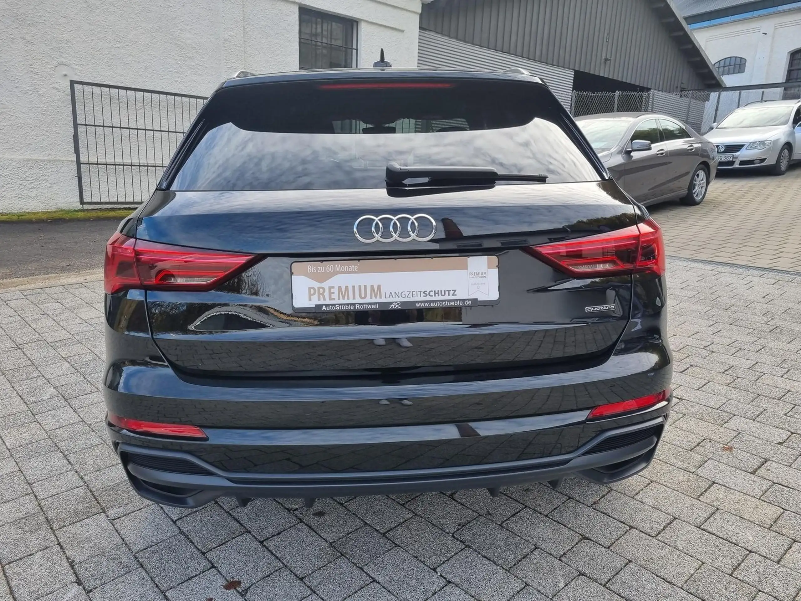 Audi - Q3