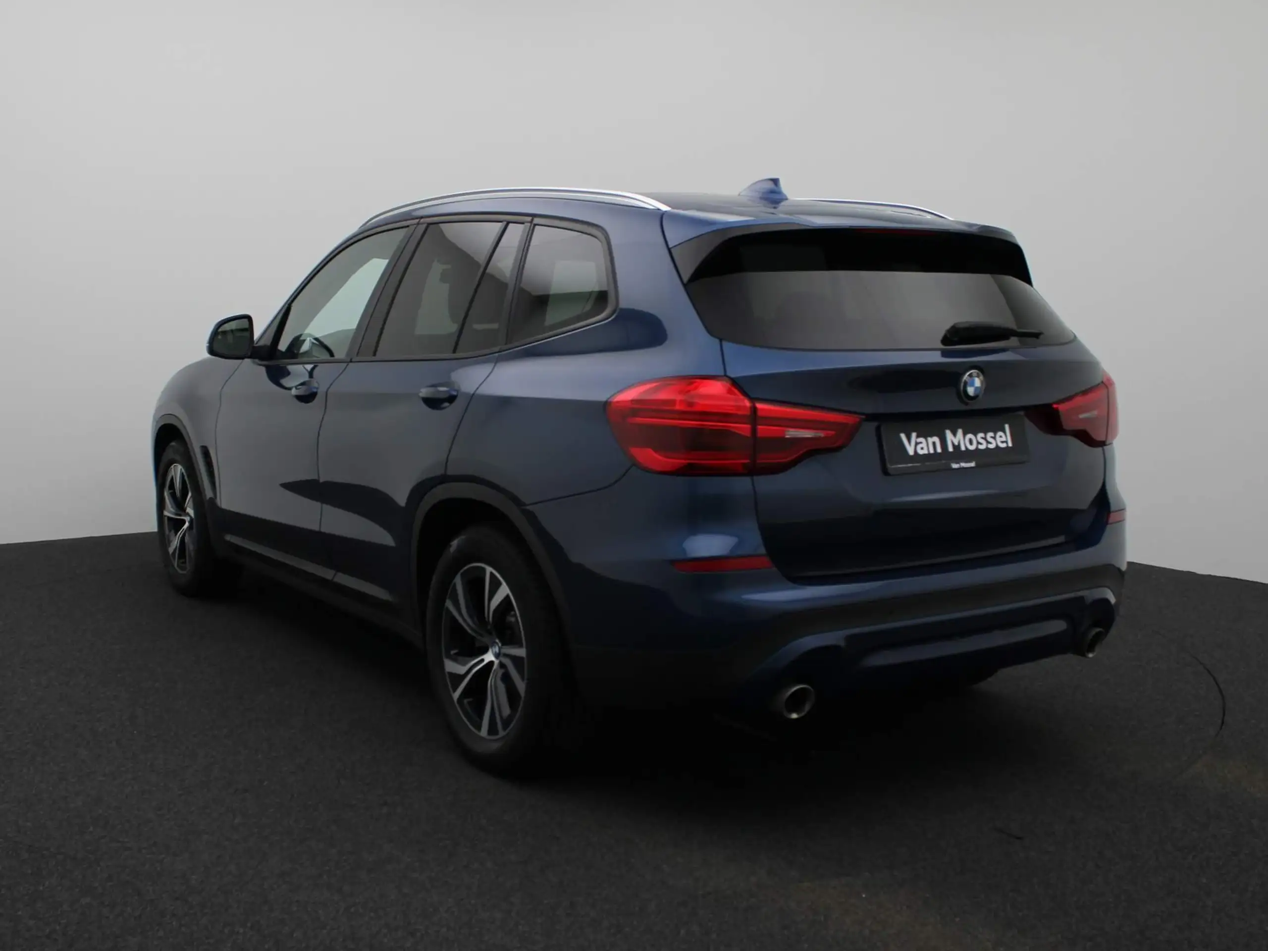 BMW - X3