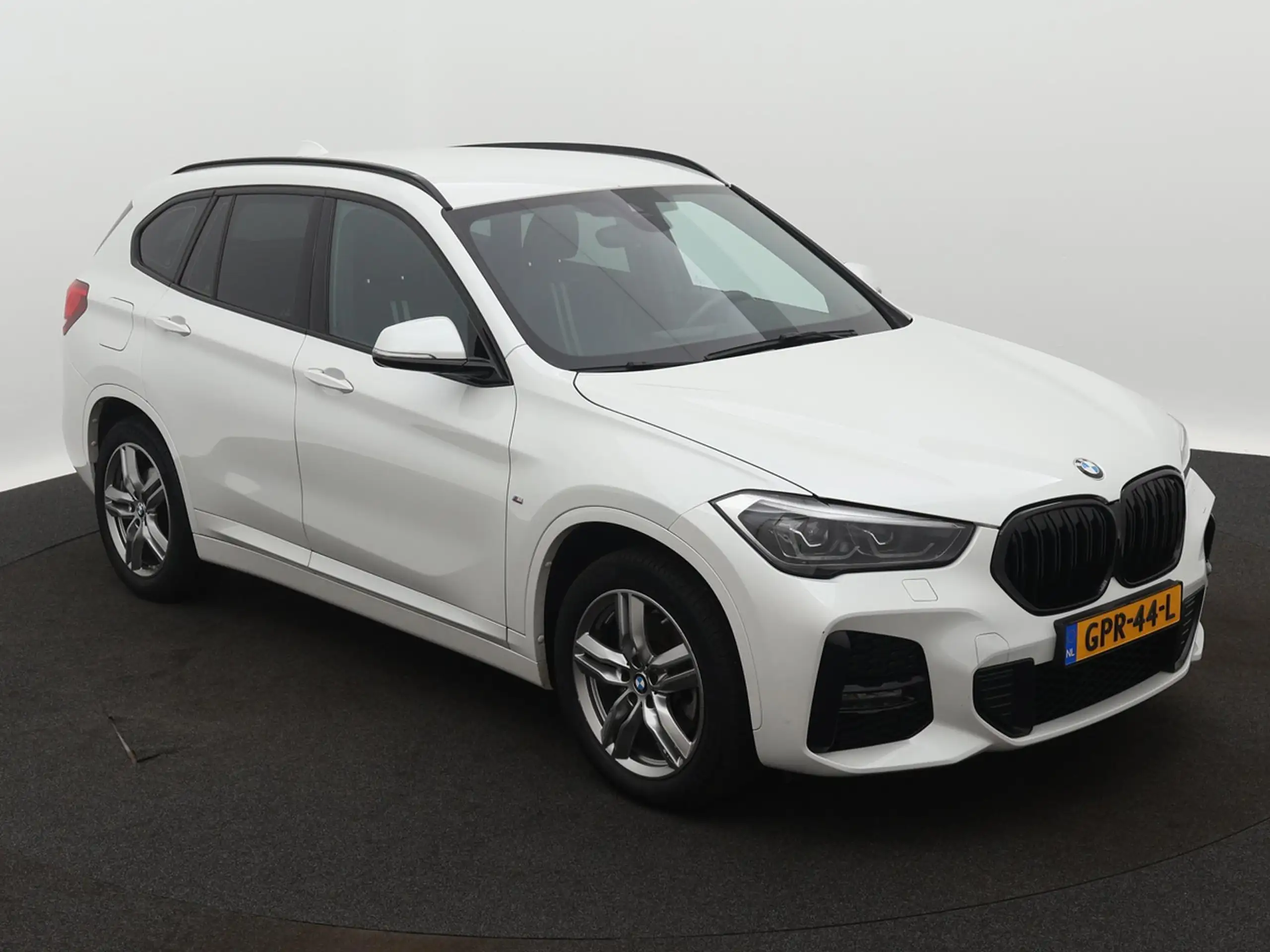 BMW - X1