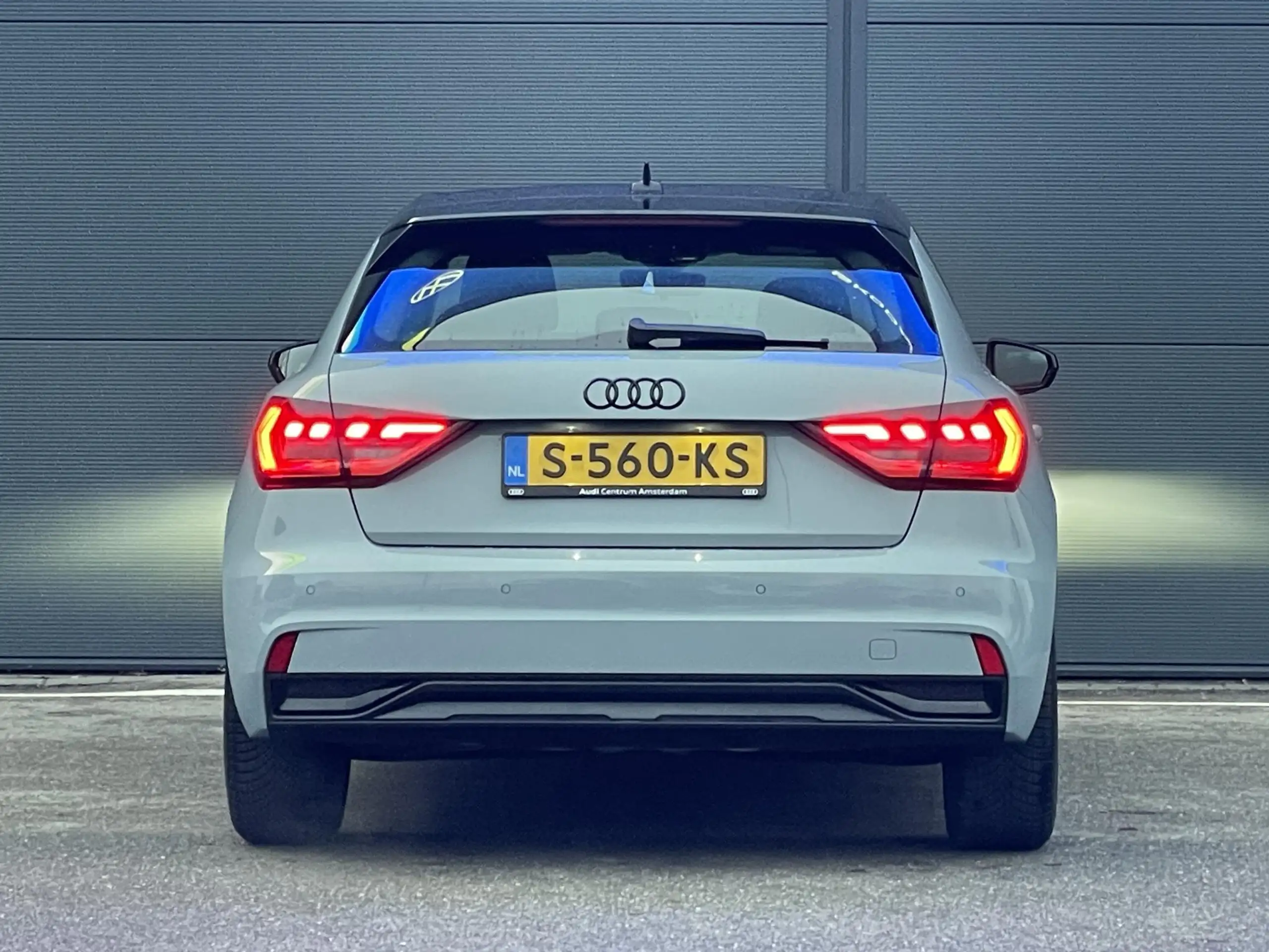 Audi - A1