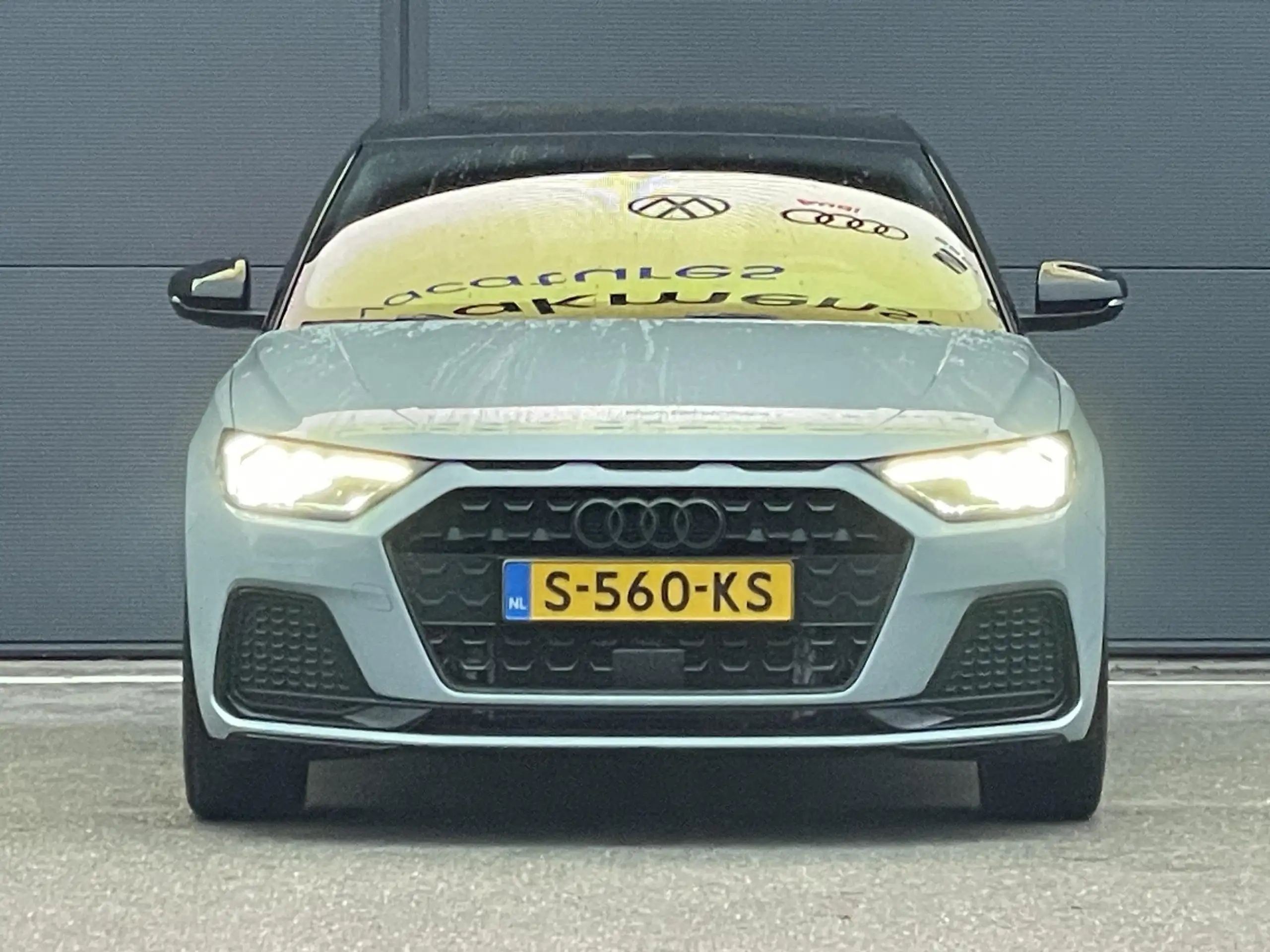 Audi - A1