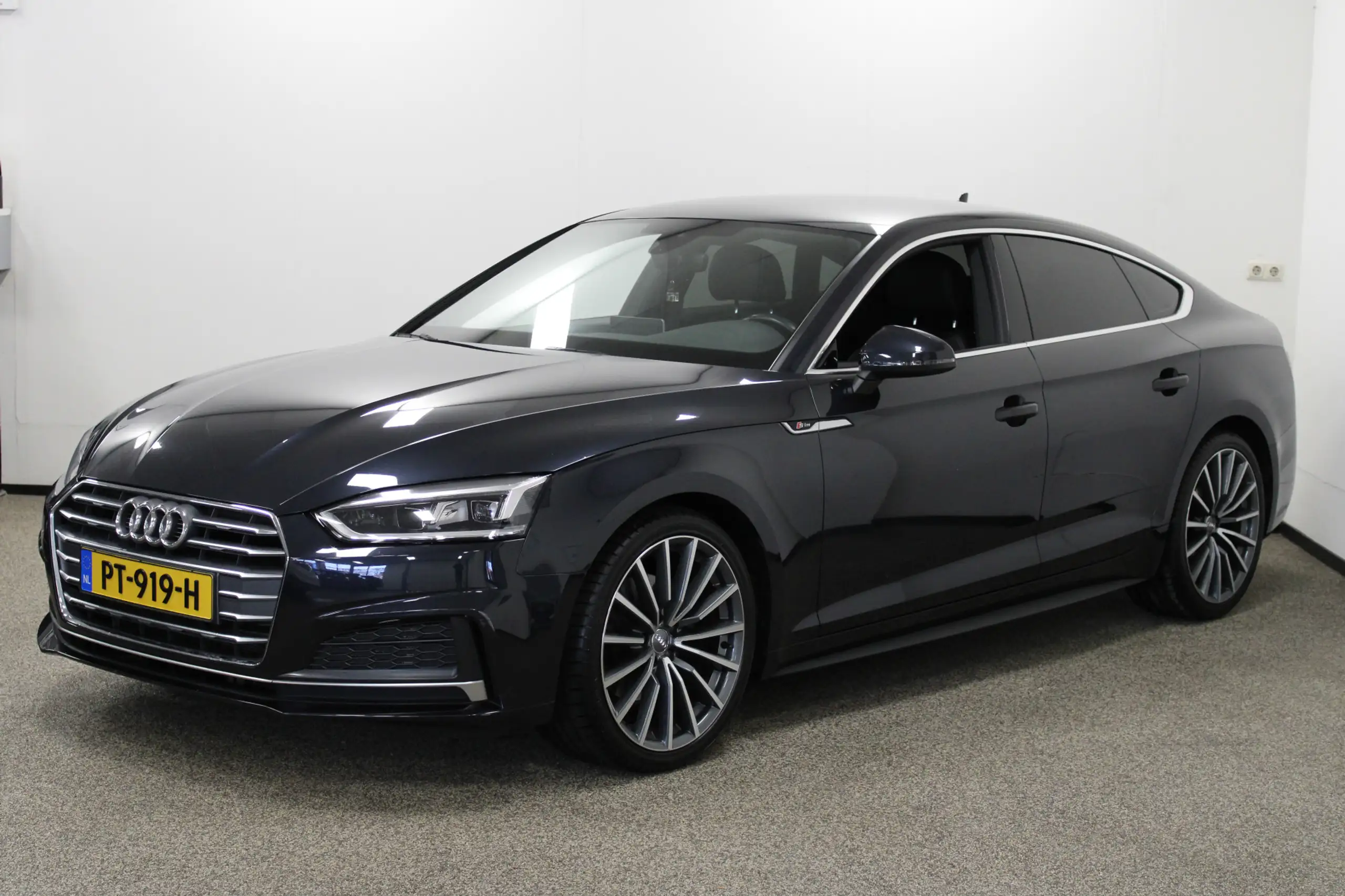 Audi - A5