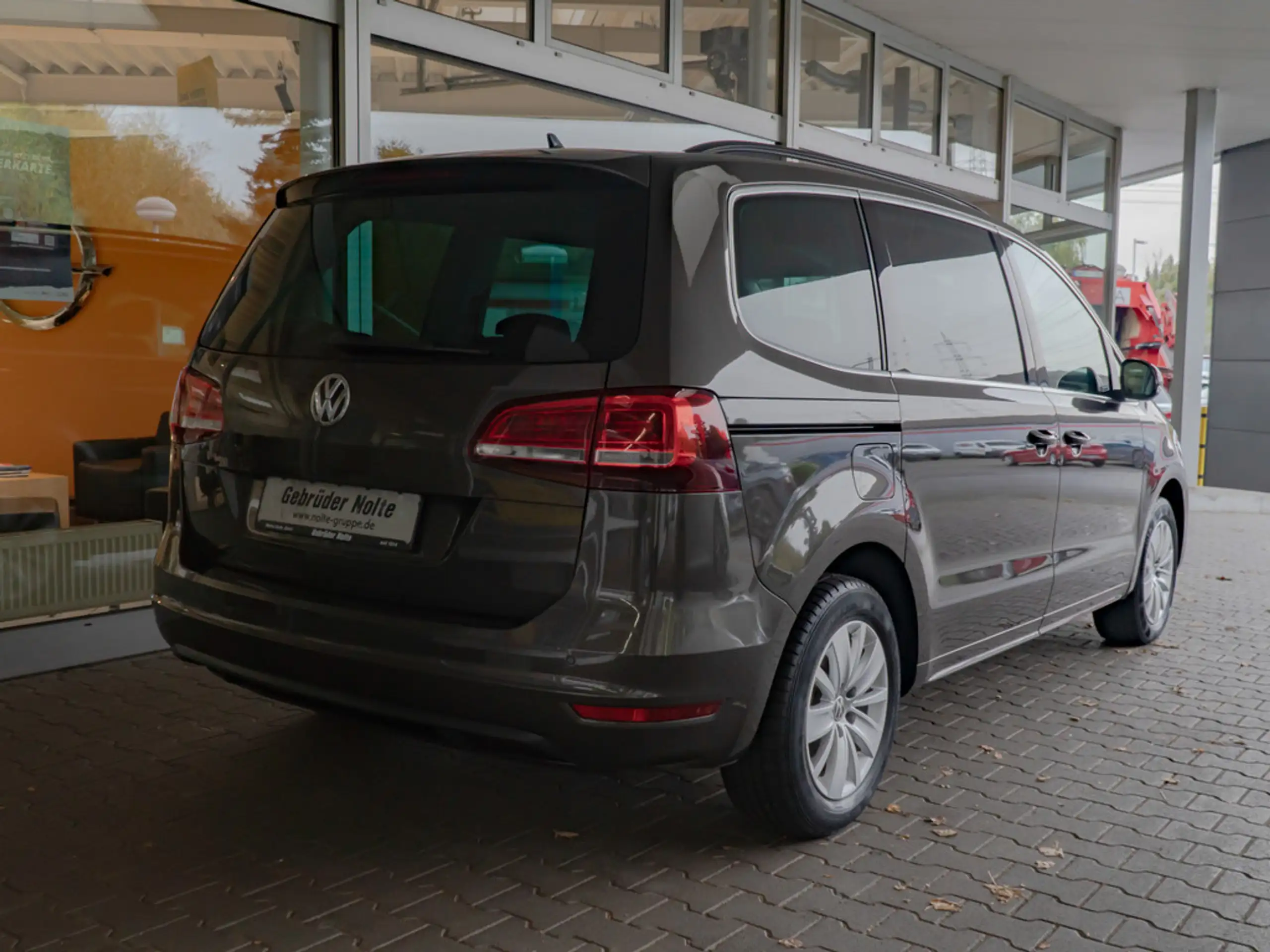 Volkswagen - Sharan