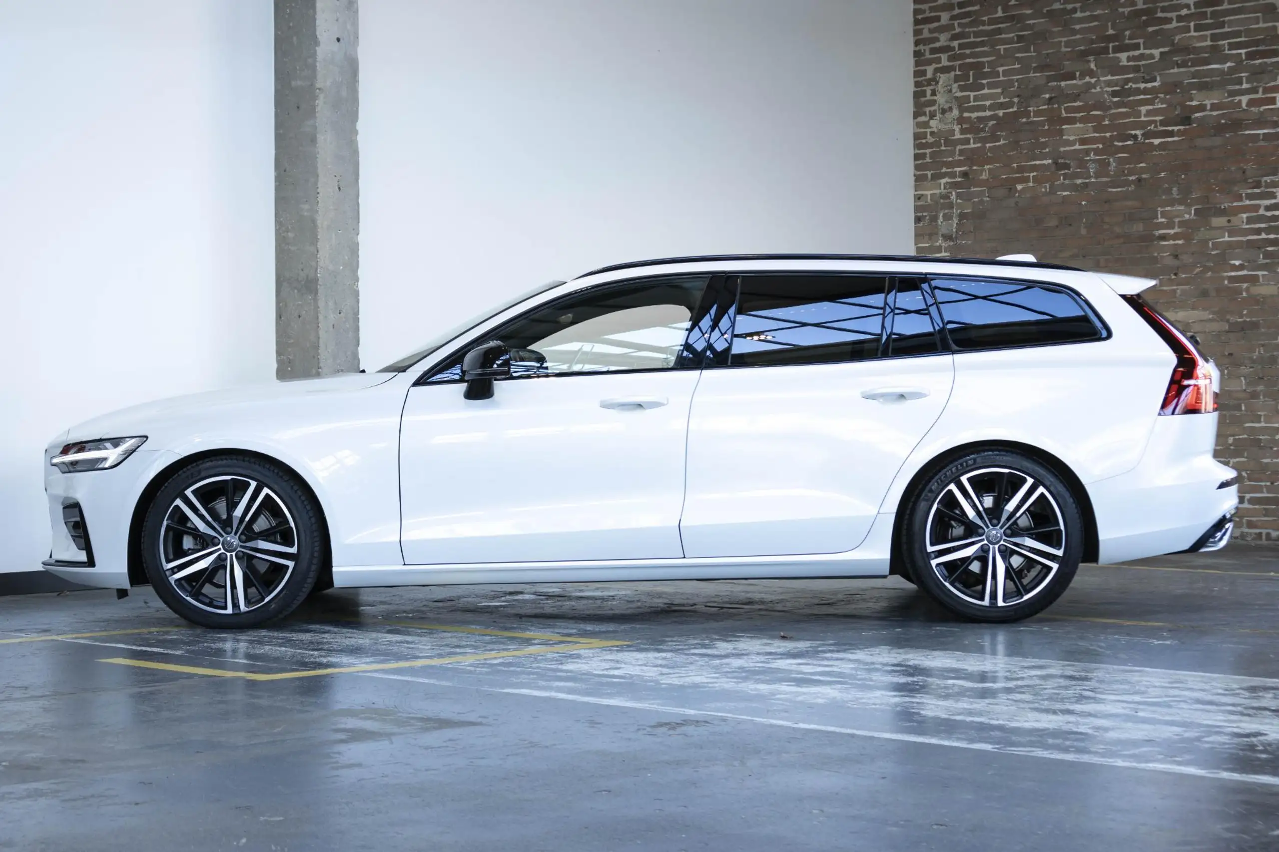 Volvo - V60