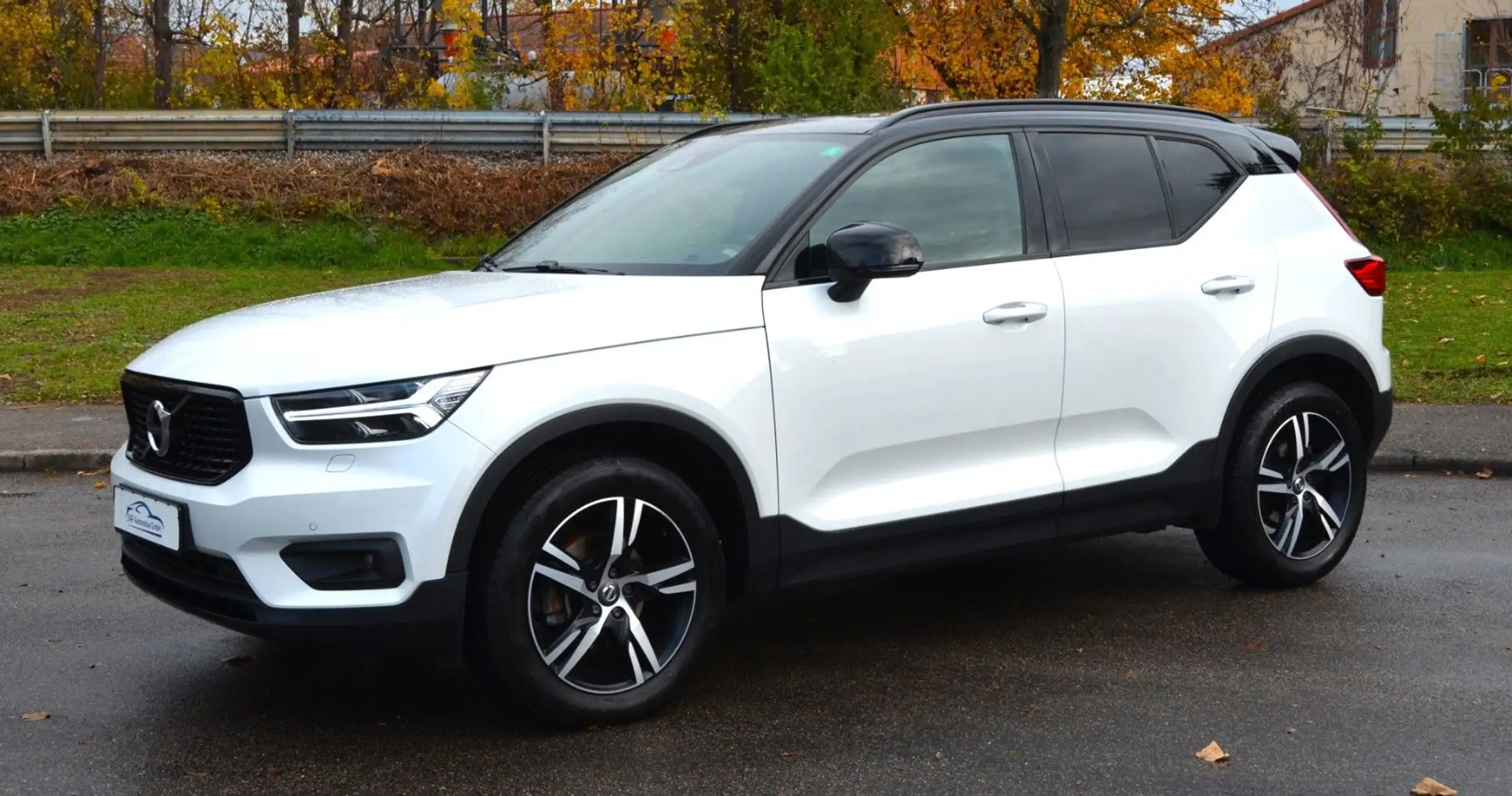 Volvo - XC40