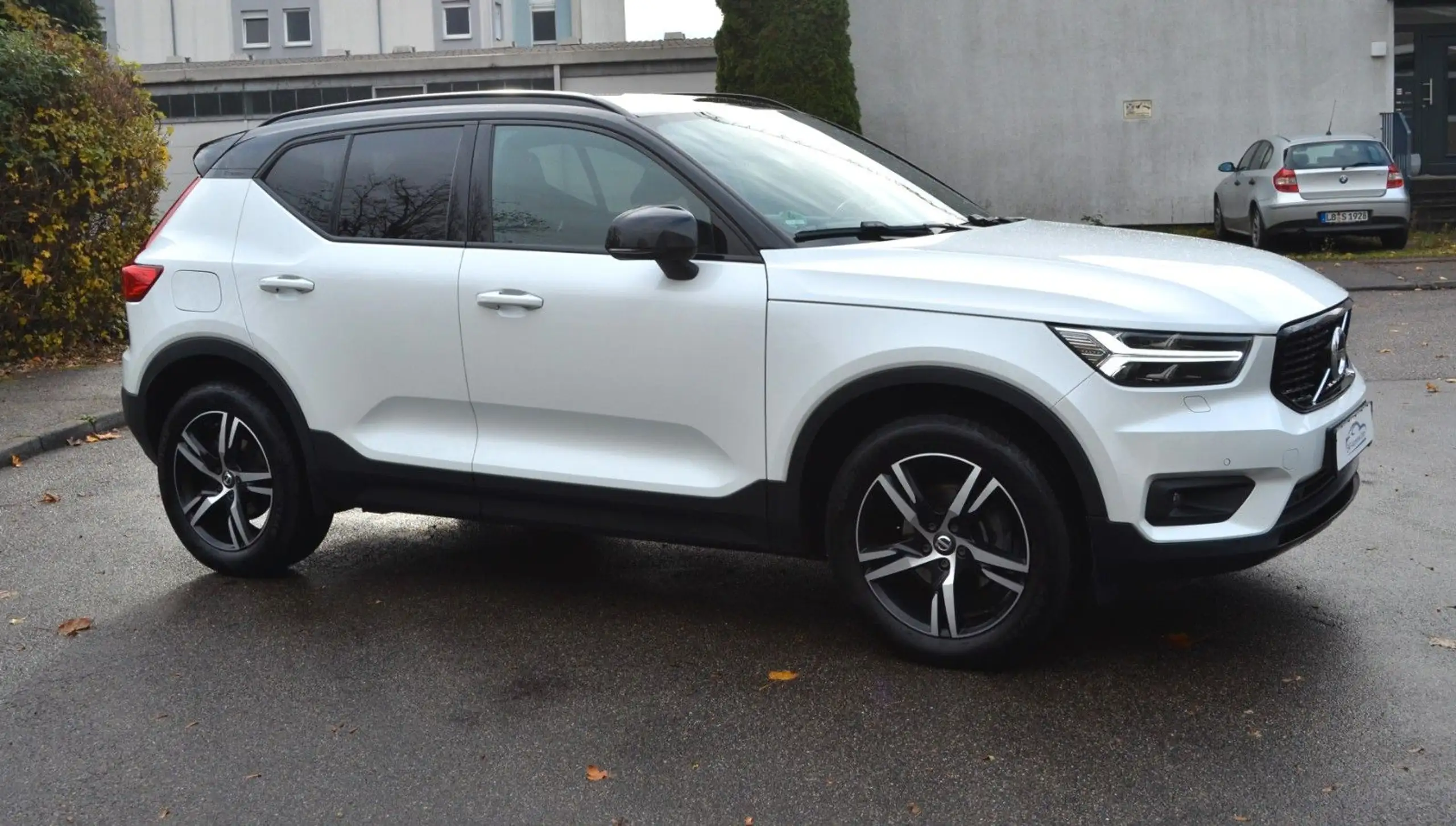 Volvo - XC40