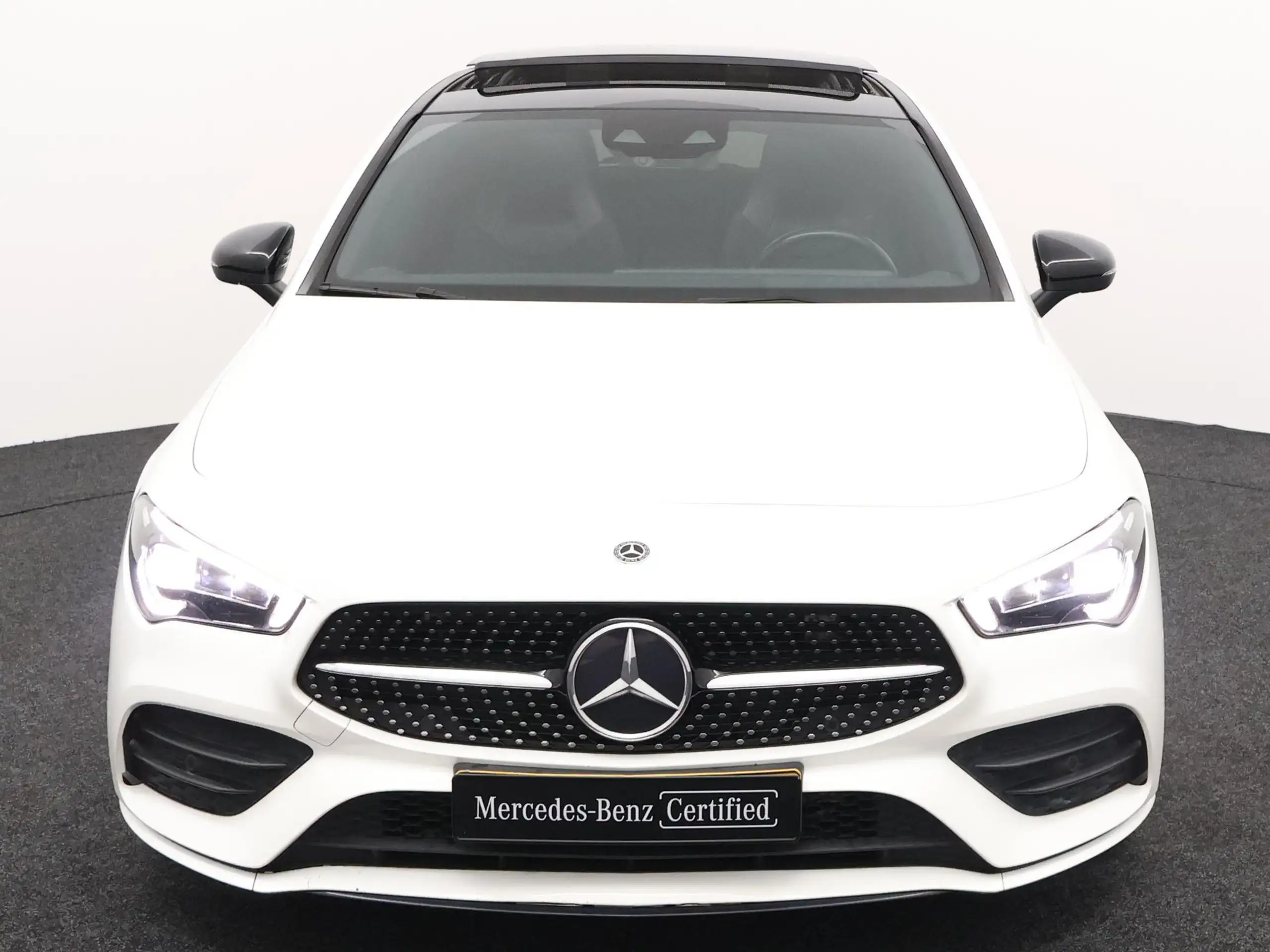 Mercedes-Benz - CLA 180