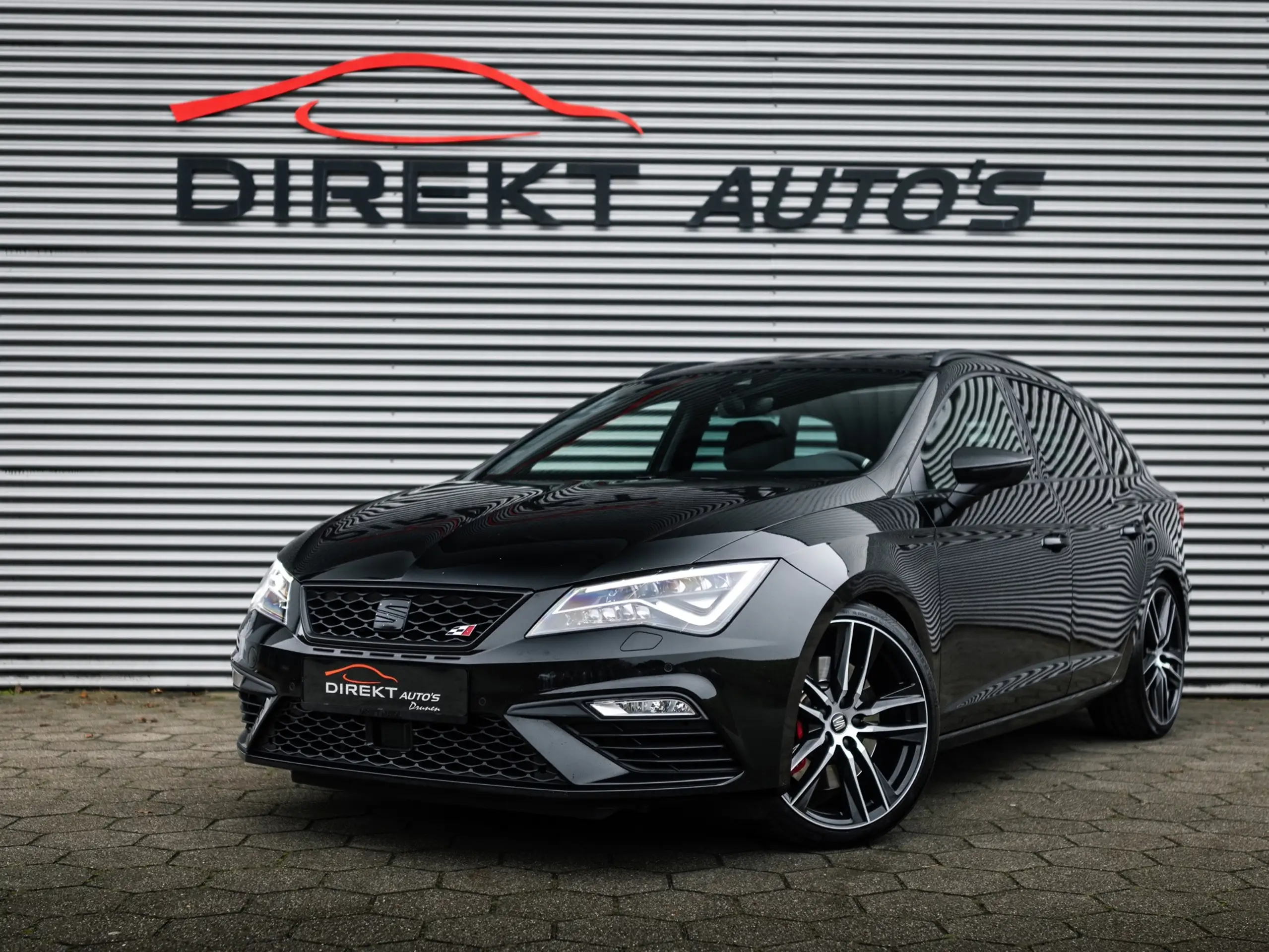 SEAT - Leon