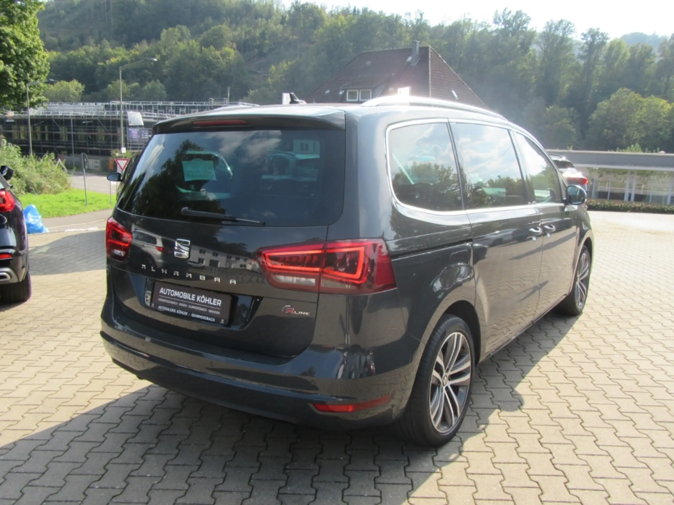 SEAT - Alhambra