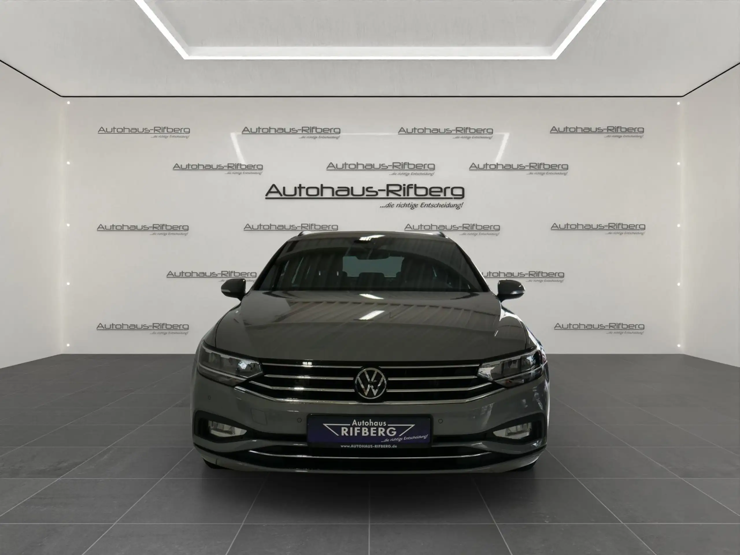 Volkswagen - Passat Variant