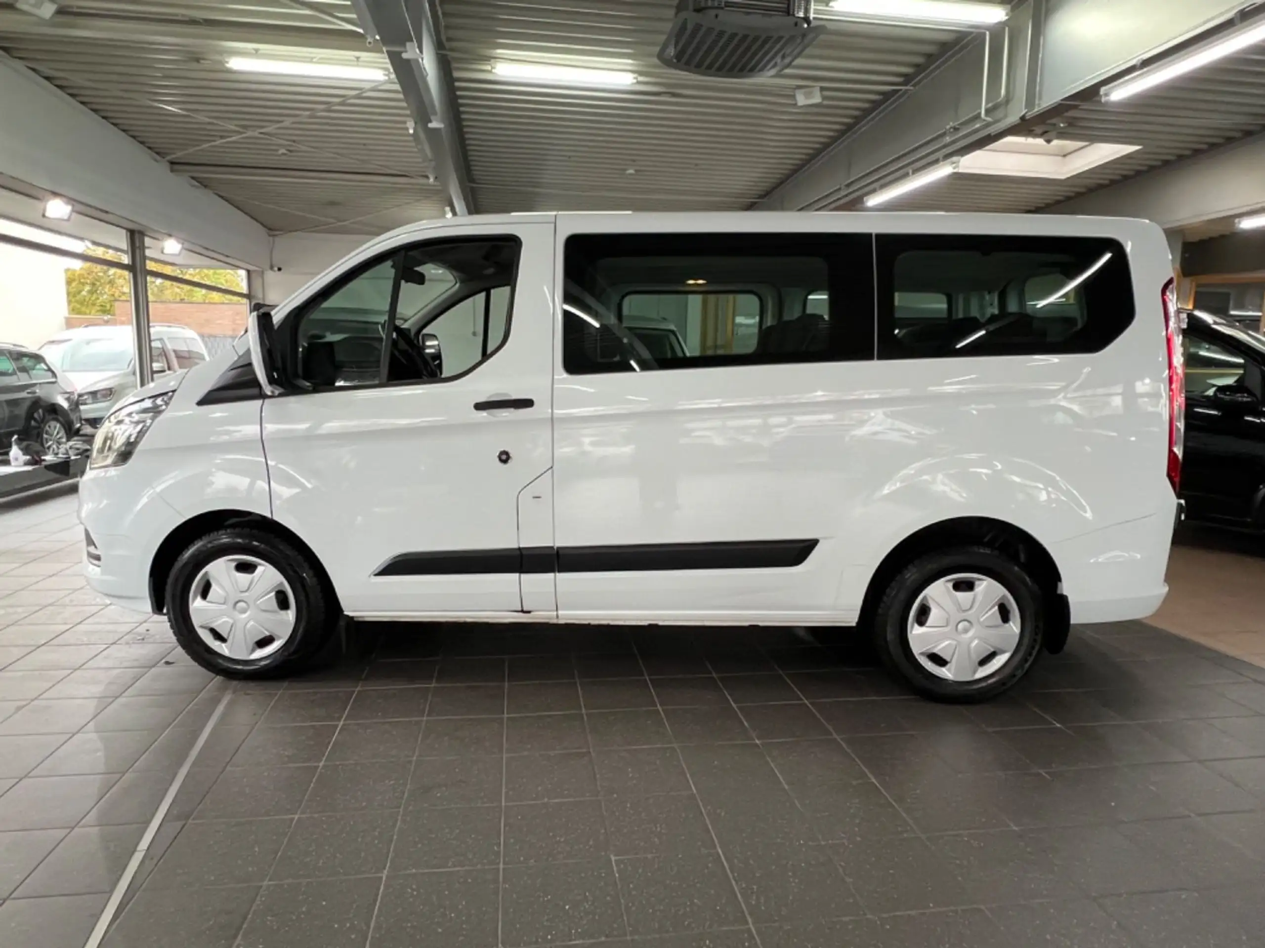 Ford - Transit Custom