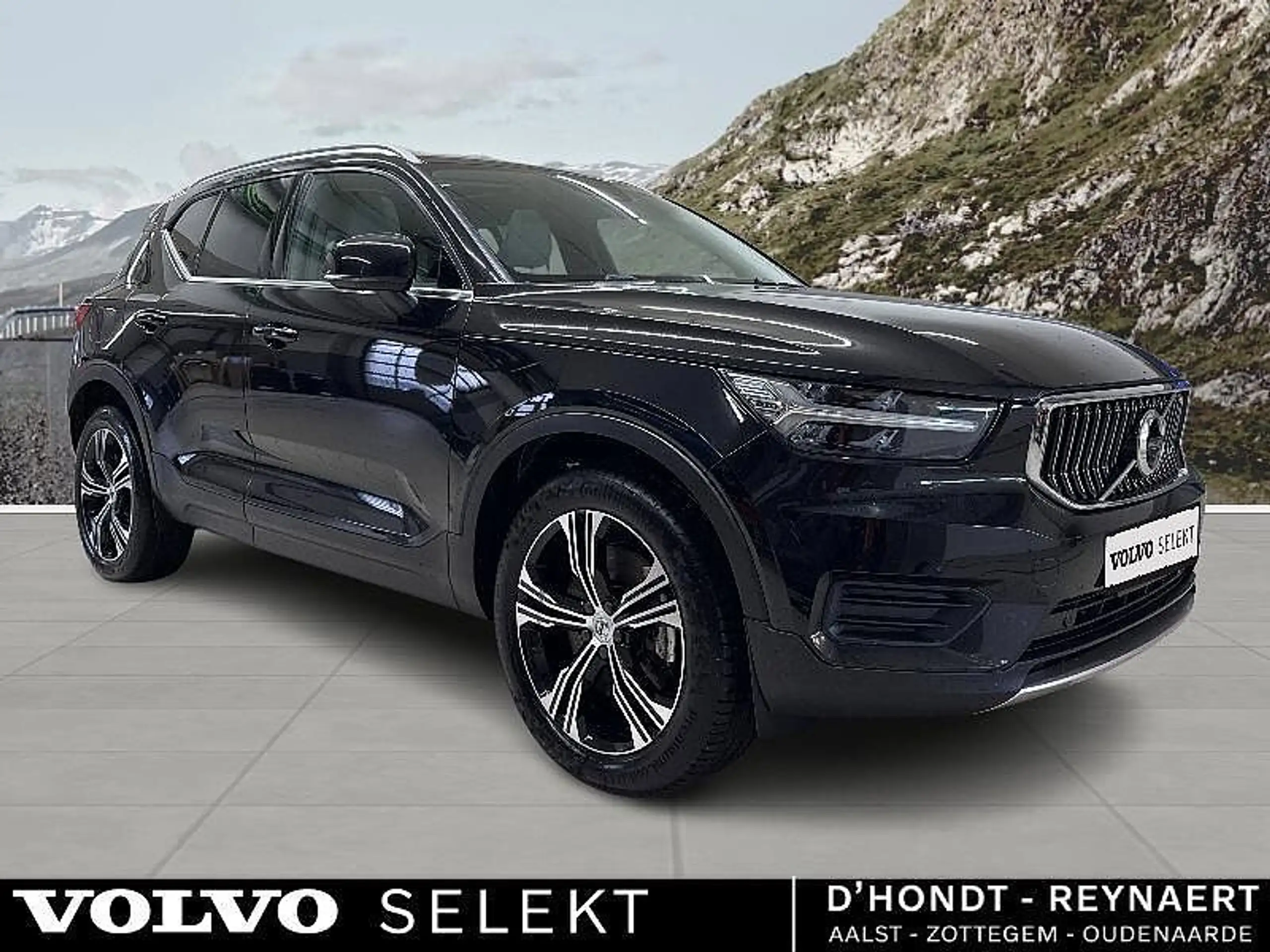 Volvo - XC40